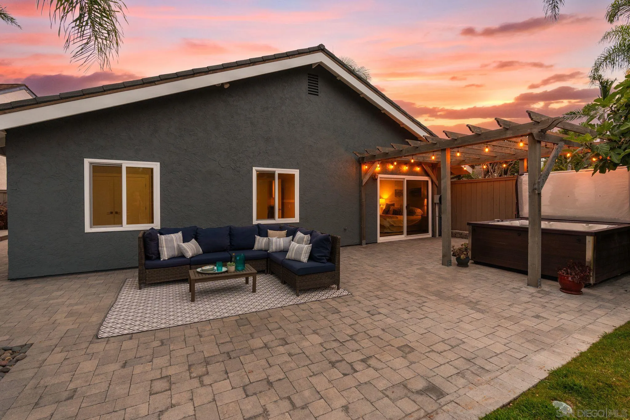 https://cdn.realtyfeed.com/cdn/127/250036231/5337737767a53d2f7076653e83c015e0.webp