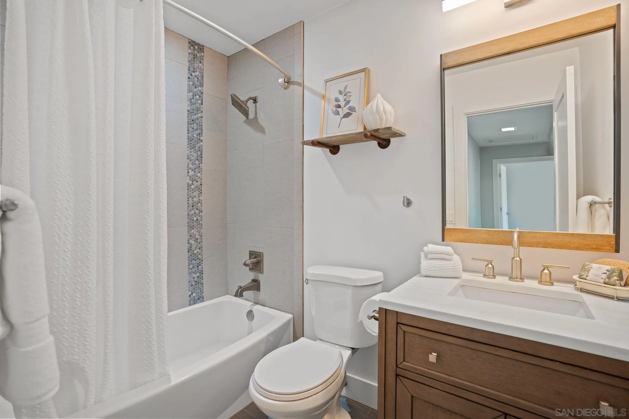 https://cdn.realtyfeed.com/cdn/127/250036231/8456fee7c6151674d772dd23404fcf39.webp