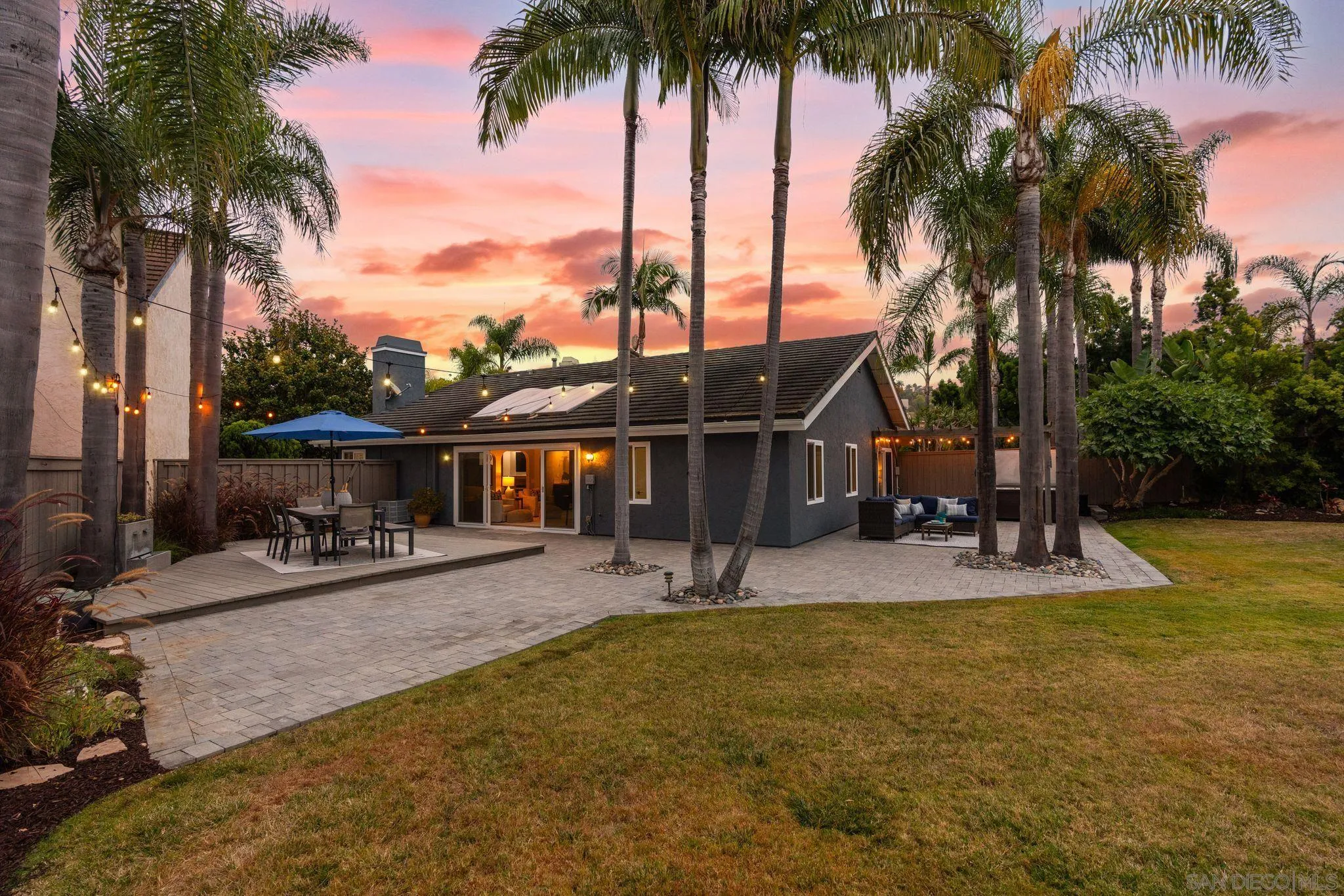 https://cdn.realtyfeed.com/cdn/127/250036231/8b156d875c7c347731cc2c6523cebb26.webp