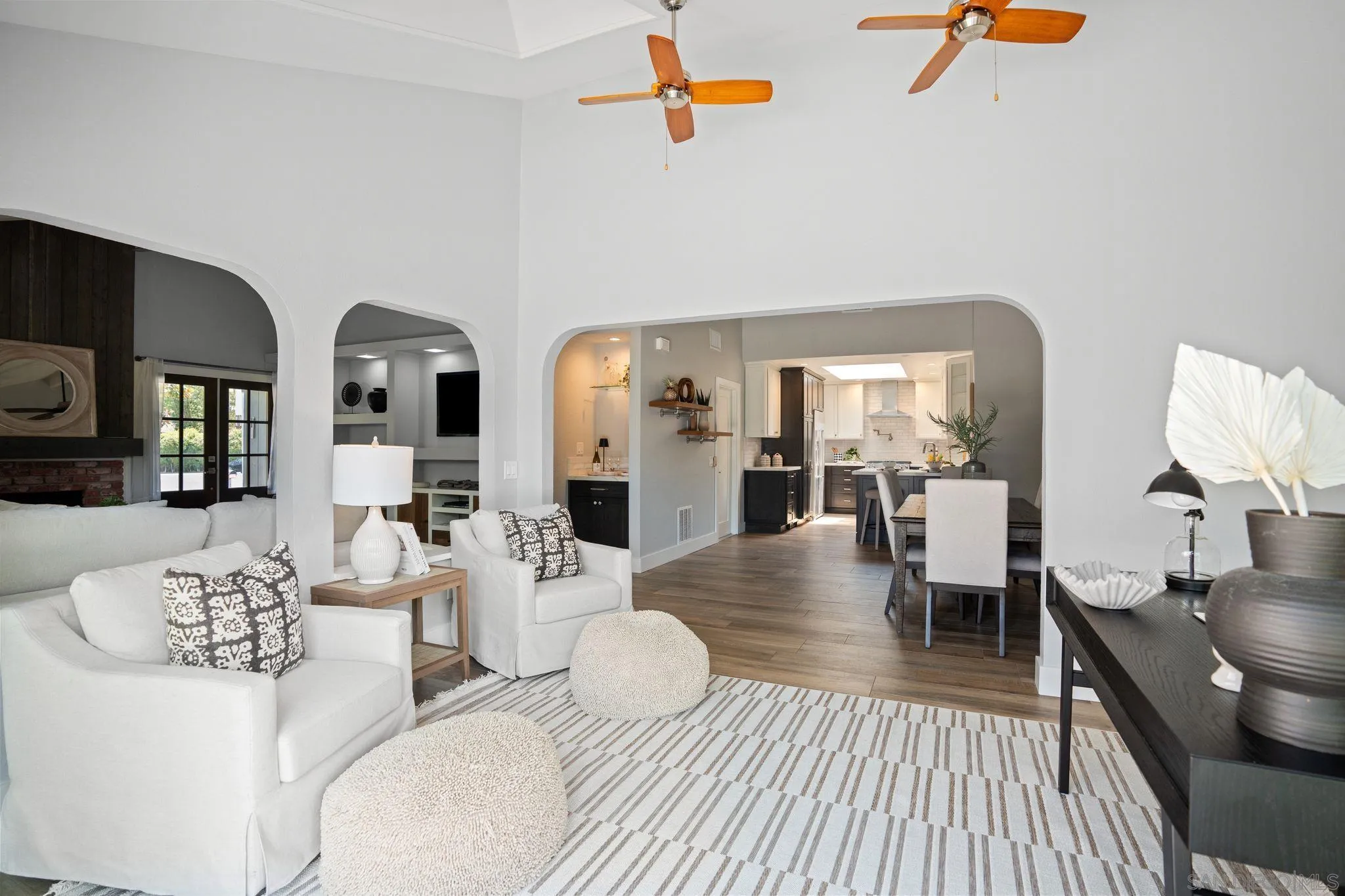https://cdn.realtyfeed.com/cdn/127/250036231/a227c309d169a953448d39c9789b0b82.webp
