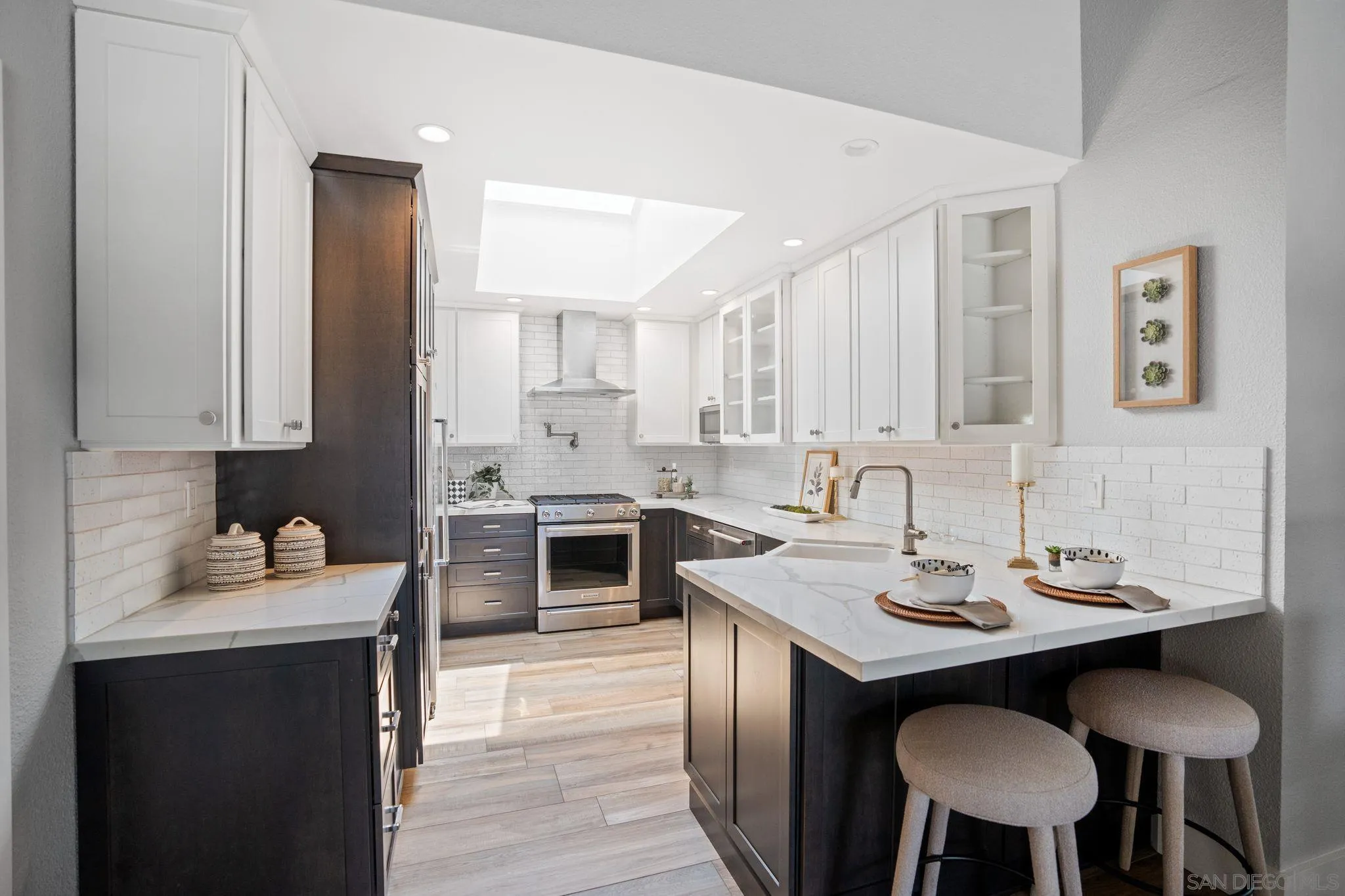 https://cdn.realtyfeed.com/cdn/127/250036231/c2c44b6e19051d1a7be7329550667e65.webp