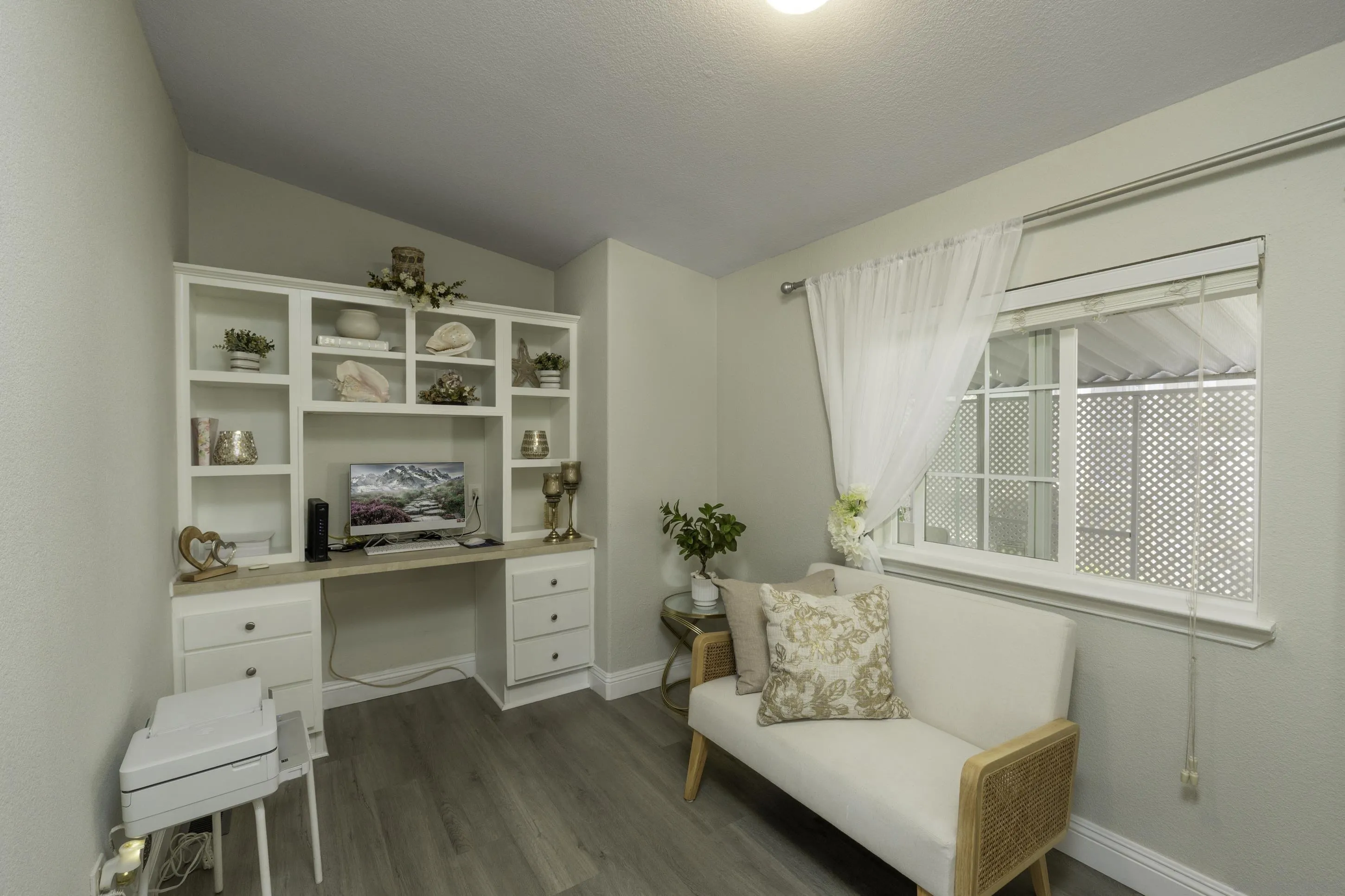 https://cdn.realtyfeed.com/cdn/127/250036232/5dd9f5f4d5cf90a38ea1f875566ecc2f.webp