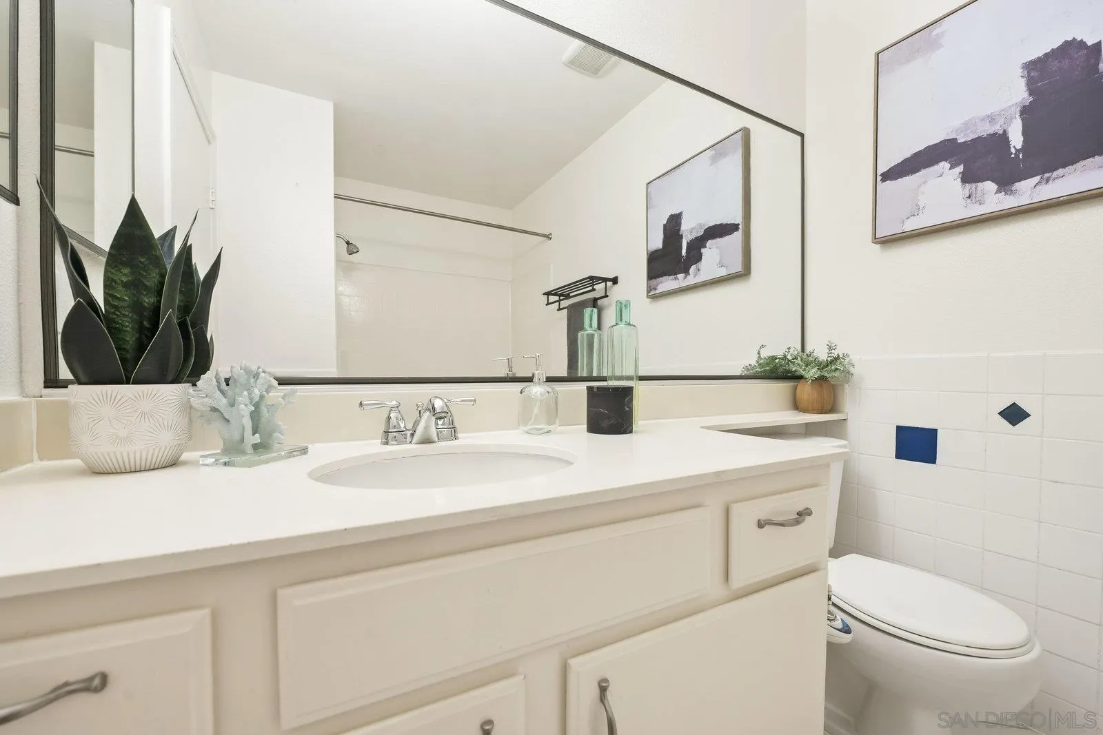Photo #15: 250036233 Listing: Photo #15