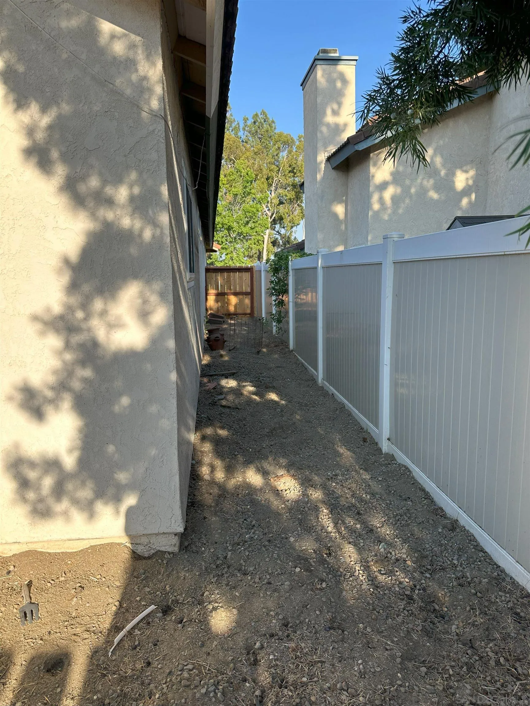 https://cdn.realtyfeed.com/cdn/127/250036236/00f199db5e12ca9089fdb84393103b4b.webp