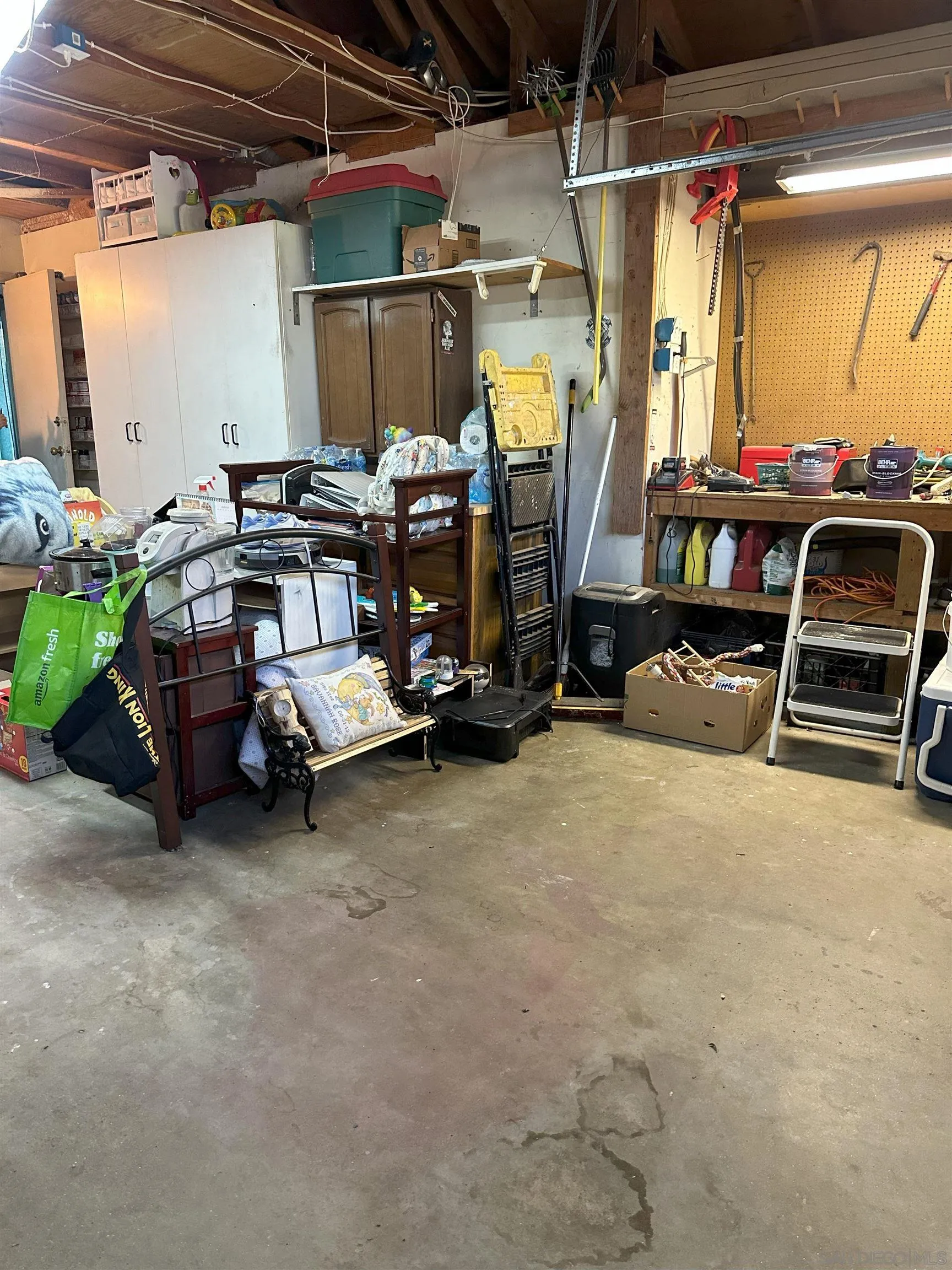 https://cdn.realtyfeed.com/cdn/127/250036236/725efd358b5cdb3e712b0a93359e042e.webp
