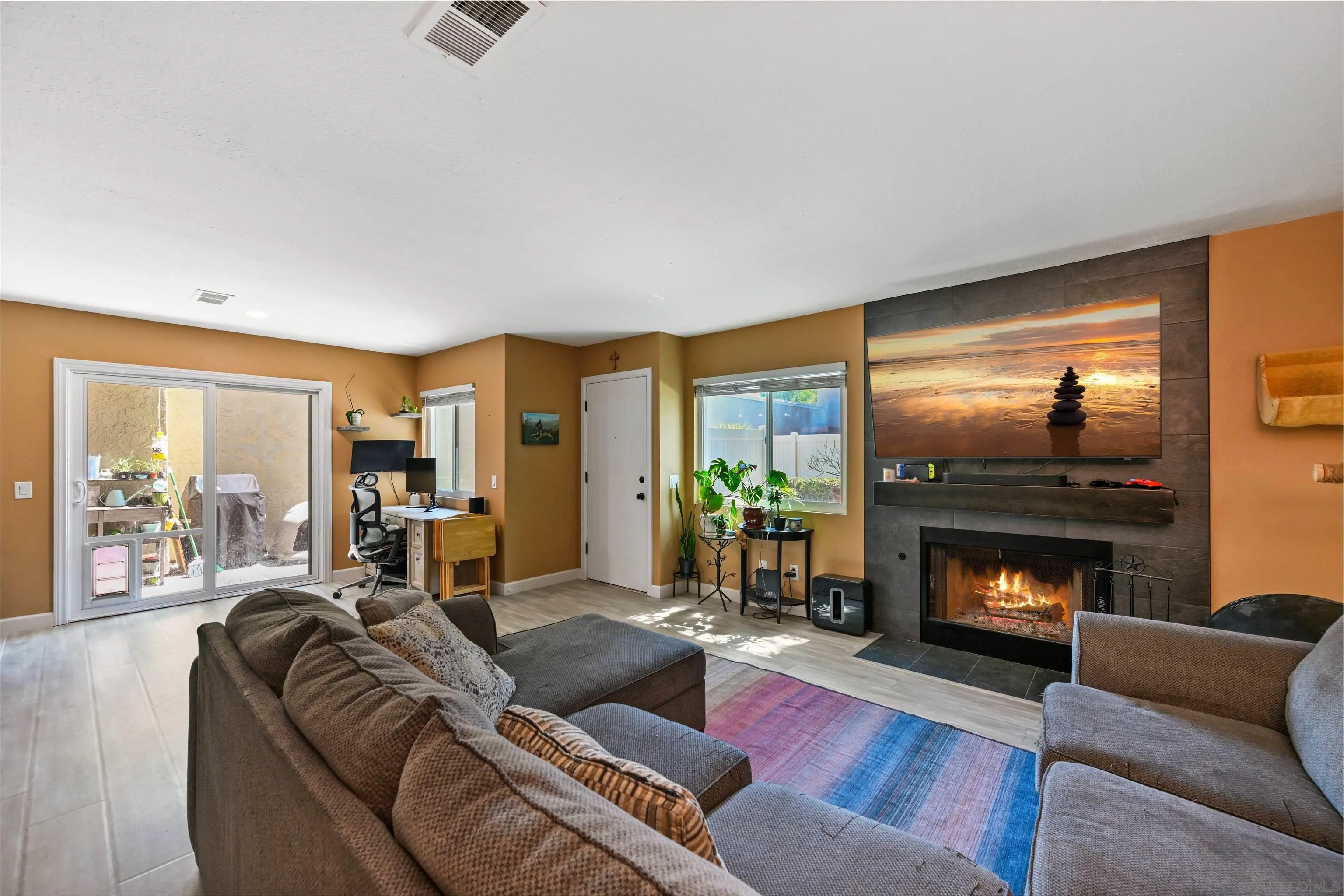 Photo #3: 250036241 Listing 