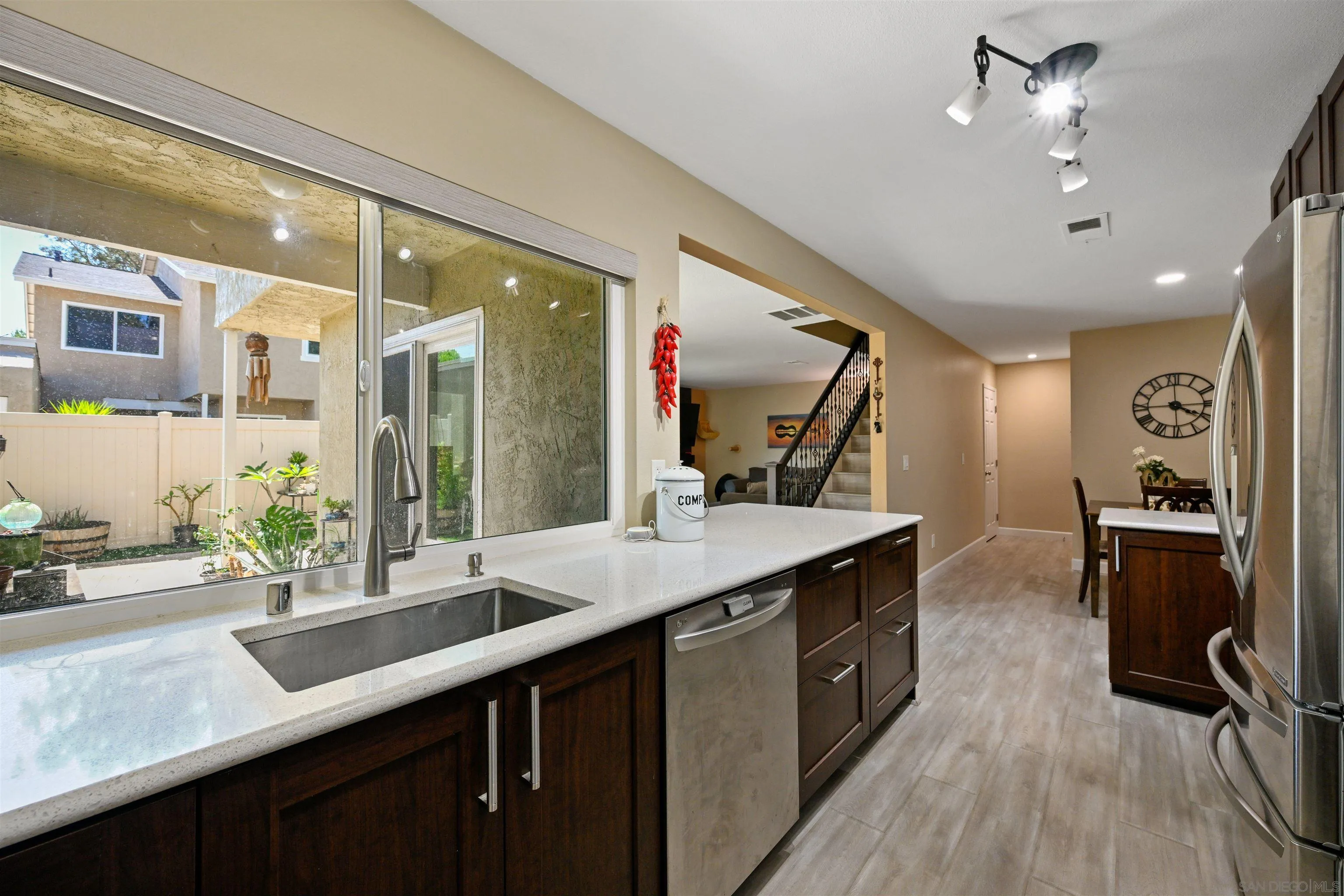 Photo #5: 250036241 Listing 