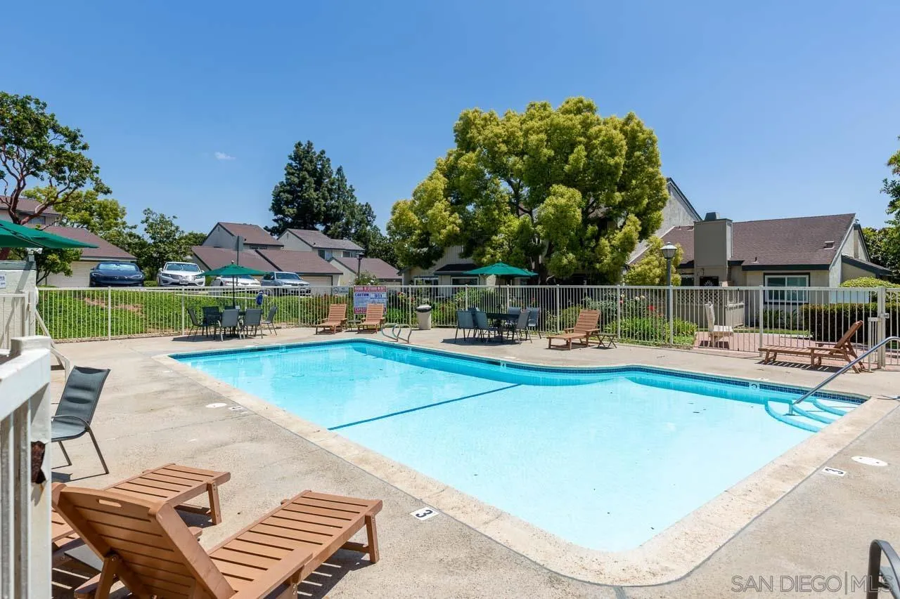 https://cdn.realtyfeed.com/cdn/127/250036242/a359d99ea8fc04d7c89cd95dd0dc475e.webp