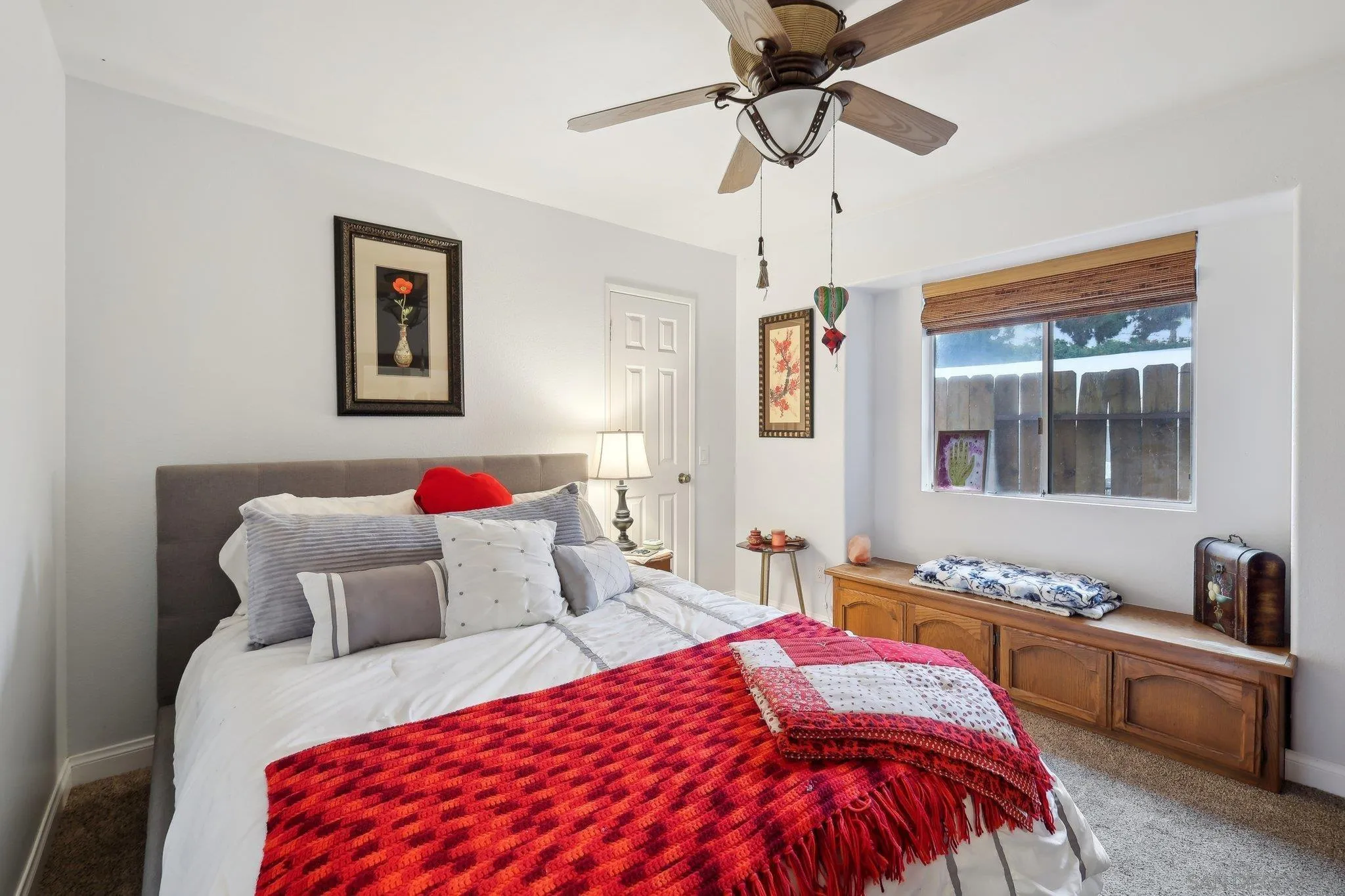 https://cdn.realtyfeed.com/cdn/127/250036243/7ec7f801e63db9a9e3bf97874ebb42a6.webp