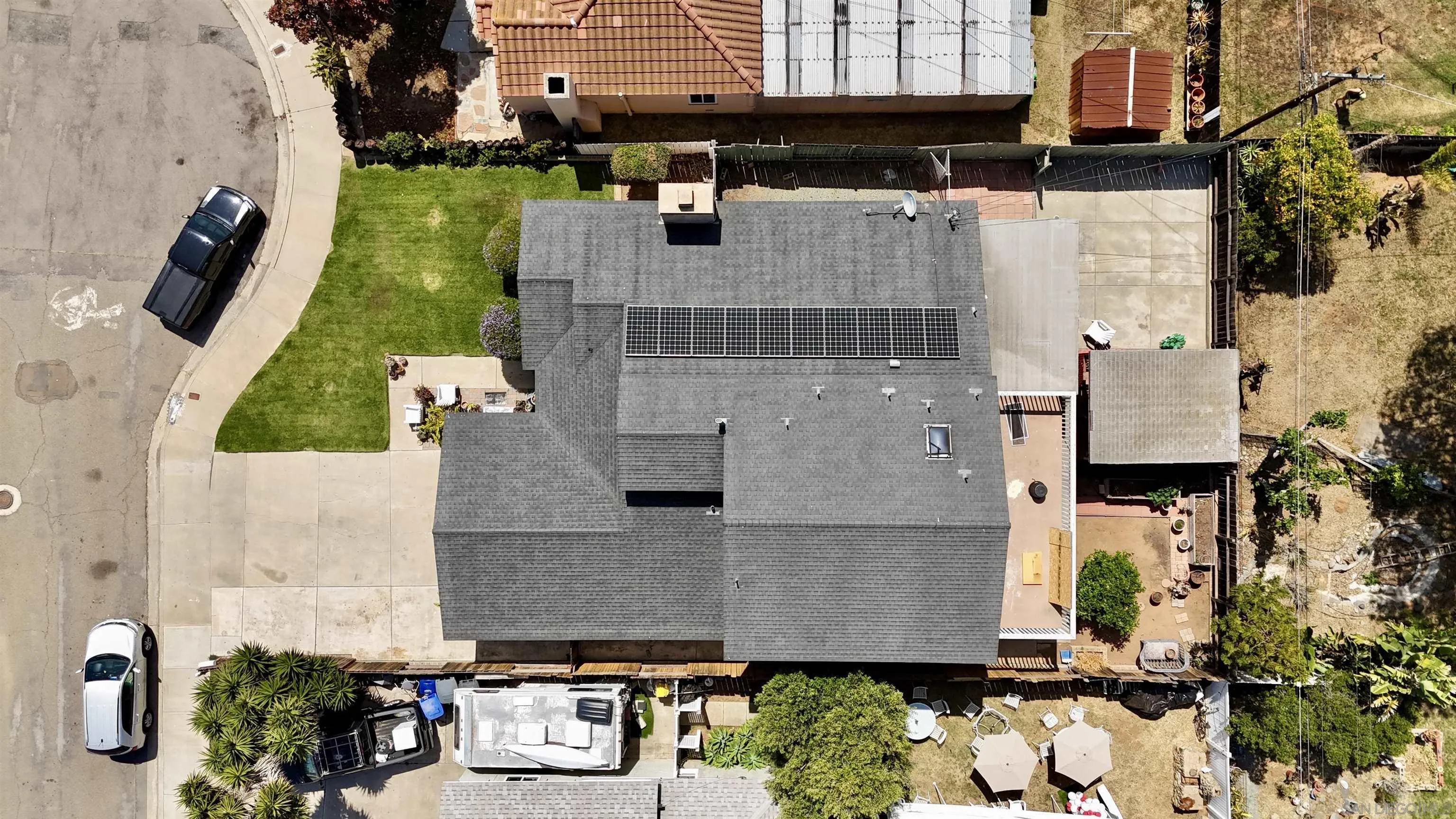 https://cdn.realtyfeed.com/cdn/127/250036243/84ddeff06ed24e669d748e3fd30e52be.webp
