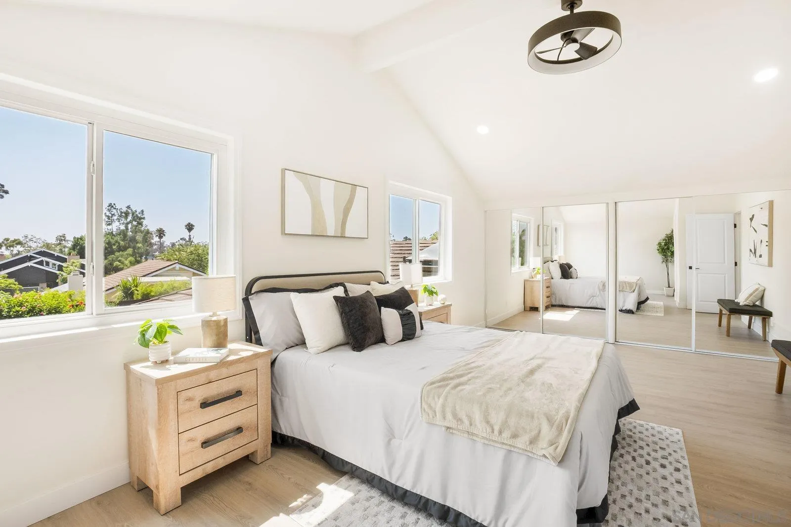https://cdn.realtyfeed.com/cdn/127/250036246/6e7cef384b46cafed71a1262bd6440d7.webp