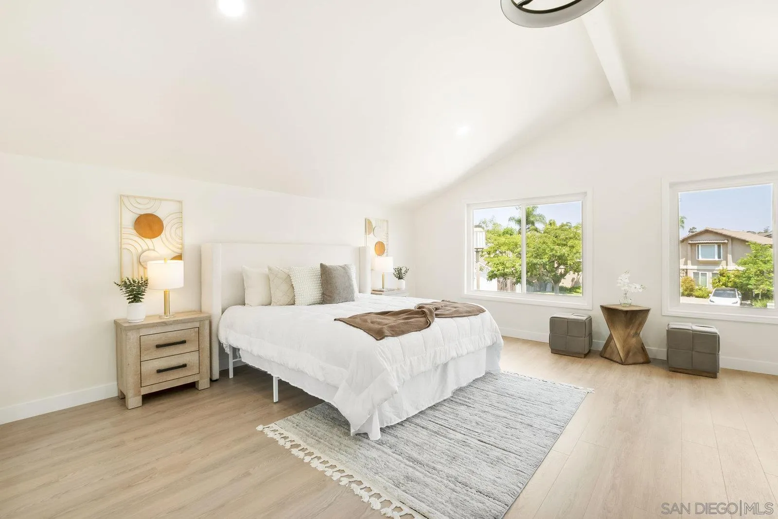 https://cdn.realtyfeed.com/cdn/127/250036246/ad61b7fc6d0c9ceda619543265292427.webp