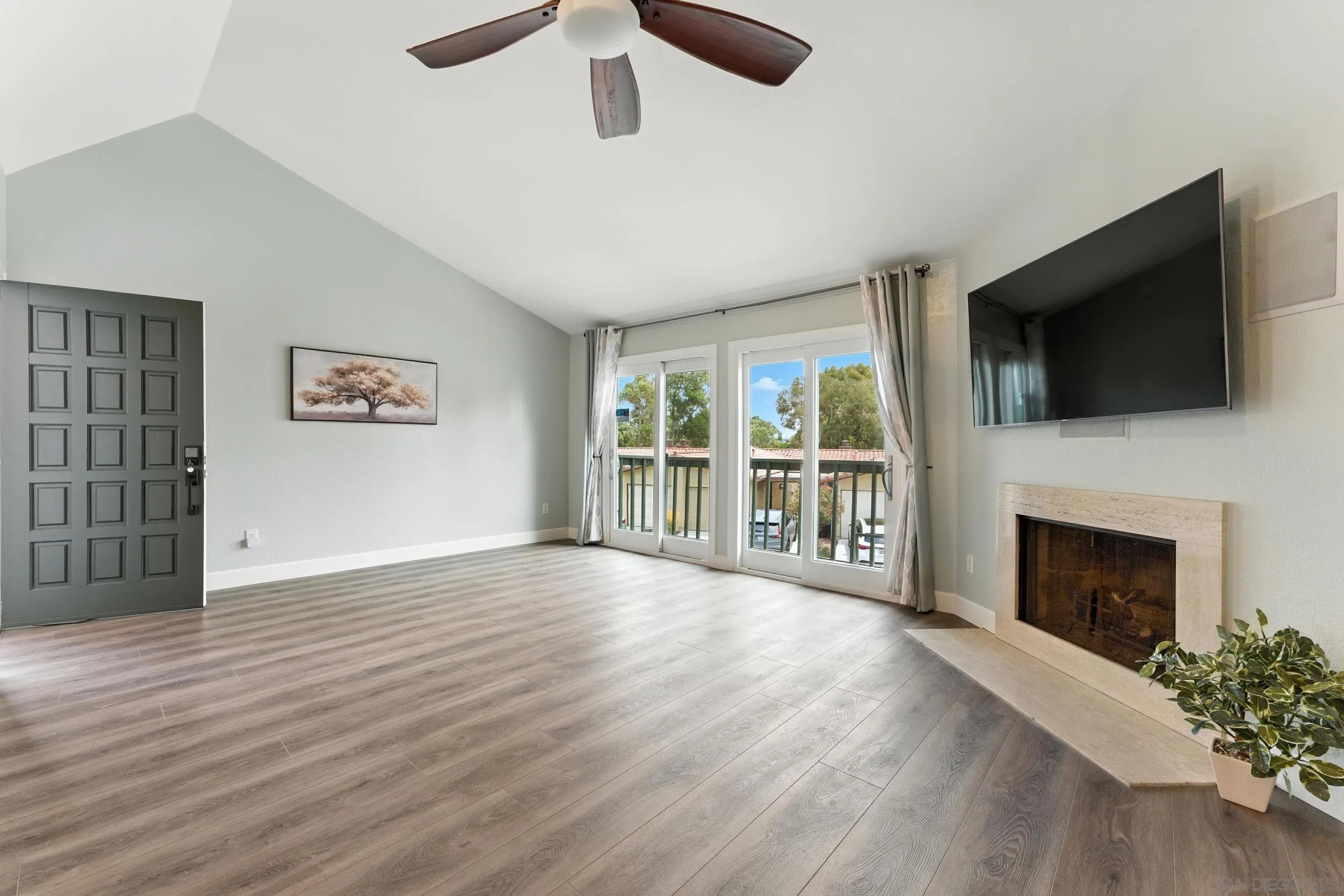 https://cdn.realtyfeed.com/cdn/127/250036248/6abe6f6d4e5921d8dade046ad4d28764.webp
