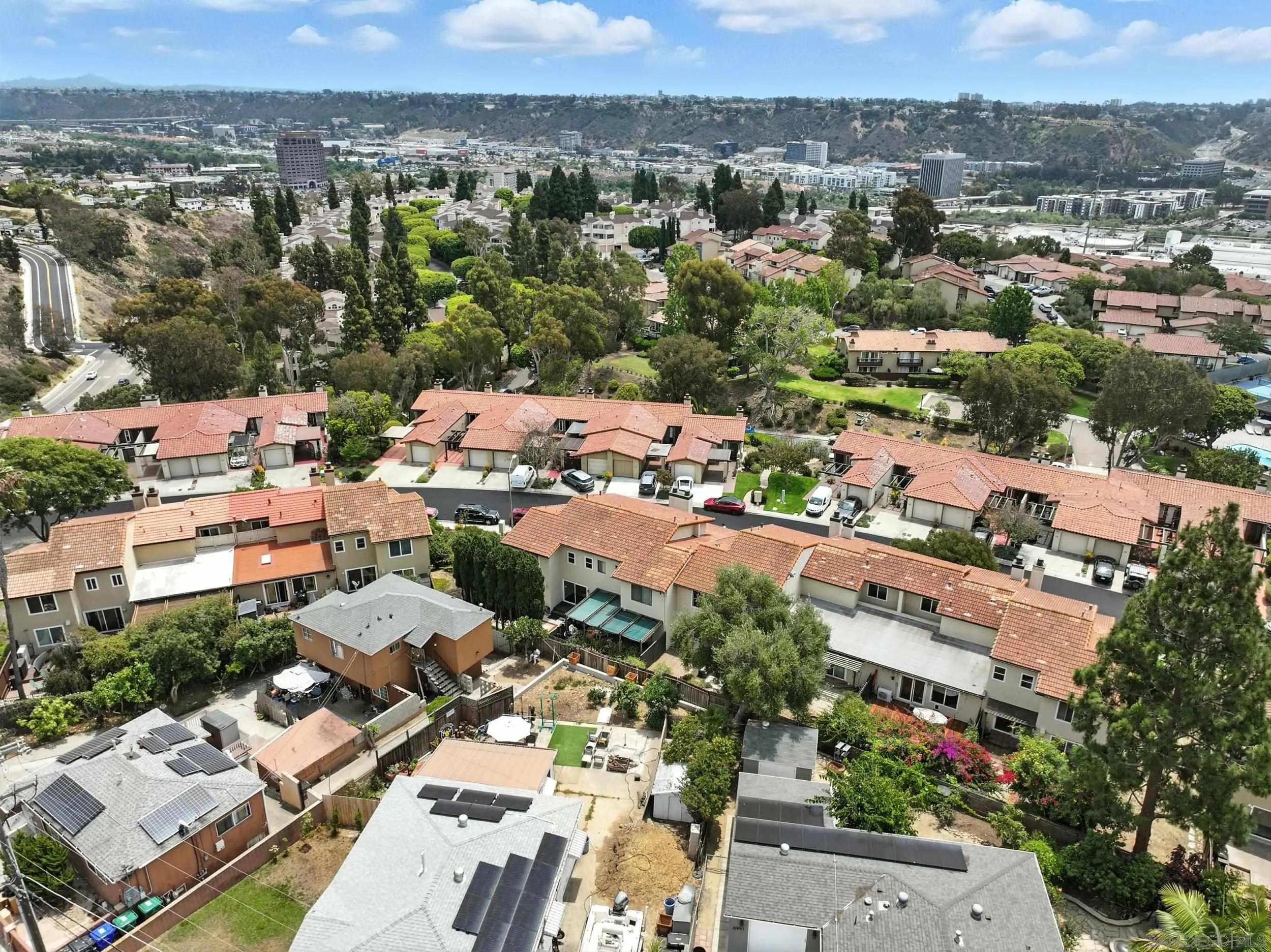 https://cdn.realtyfeed.com/cdn/127/250036248/6bba73310caee04d4e8f227ff0e1fbb7.webp