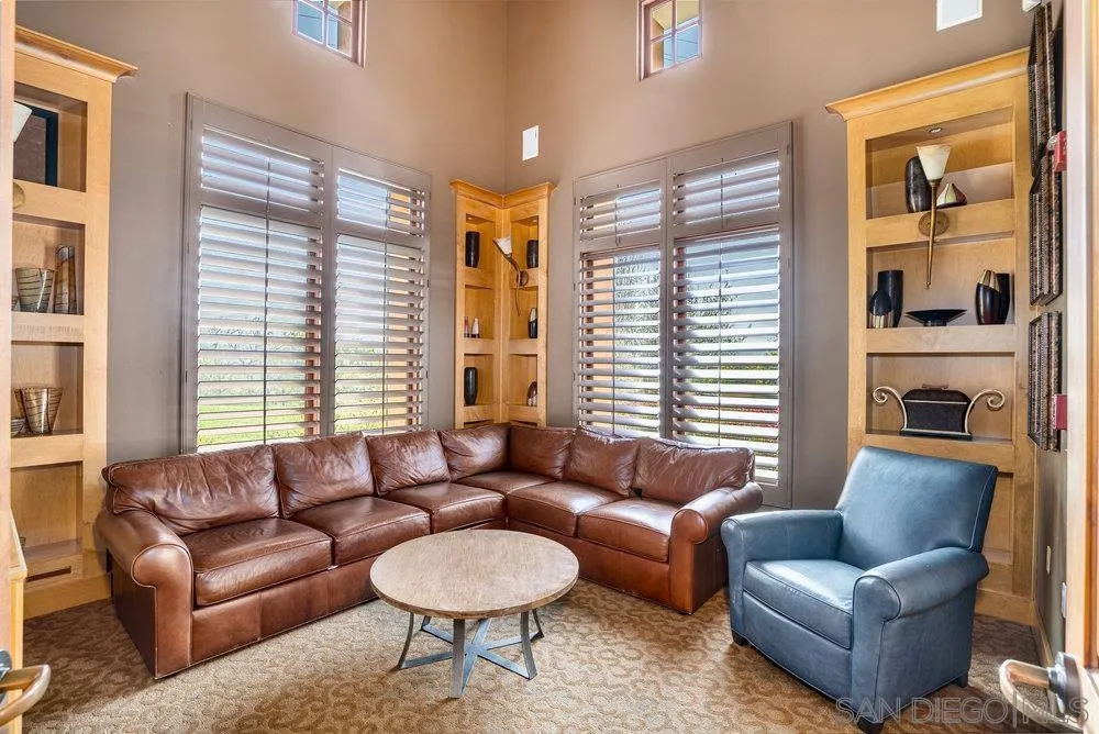 https://cdn.realtyfeed.com/cdn/127/250036250/6151753f0a922eb72aa75c683b2e0a2a.webp