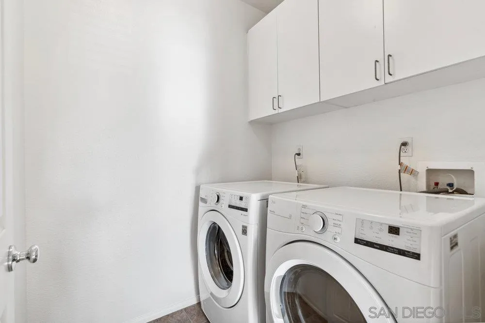 https://cdn.realtyfeed.com/cdn/127/250036250/f1257c8aa9300ec815272242c1a9b788.webp