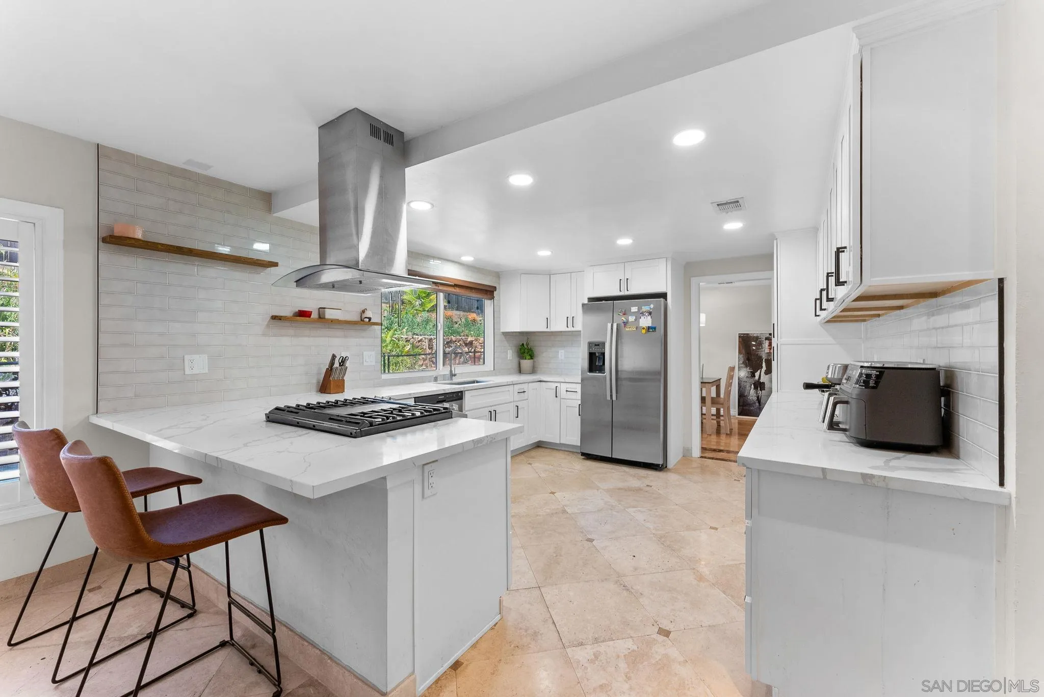 https://cdn.realtyfeed.com/cdn/127/250036252/3f8f4b9346f3333ace93dd6171696f5e.webp