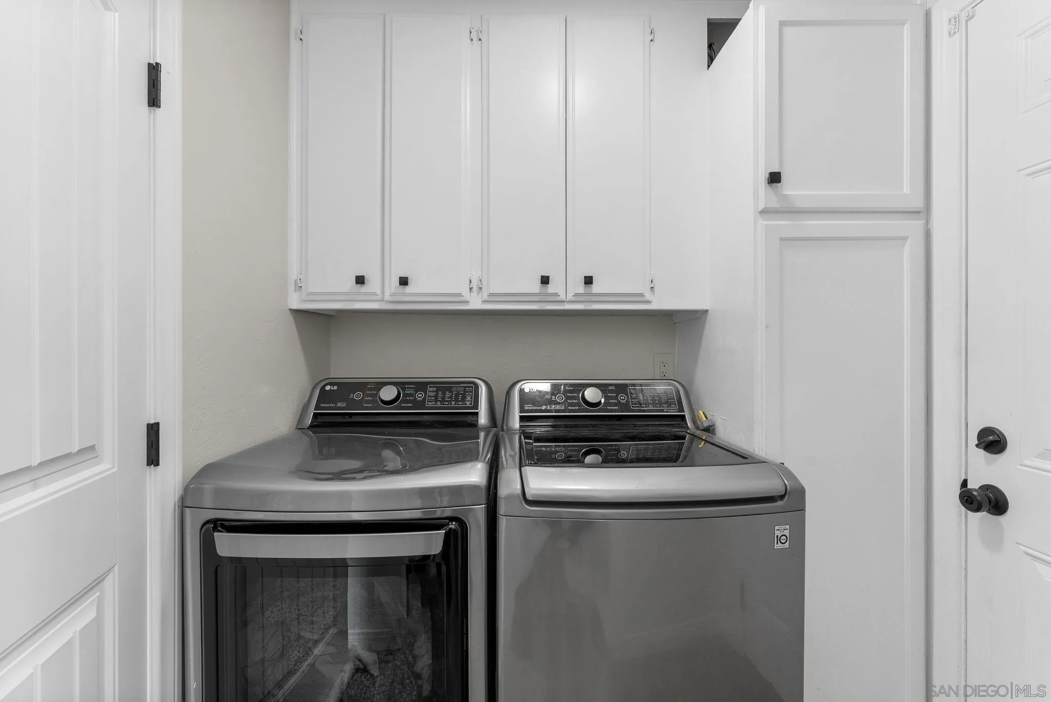 https://cdn.realtyfeed.com/cdn/127/250036252/6fe69c0d9cfb3a3866ab6a2334f9e8c8.webp