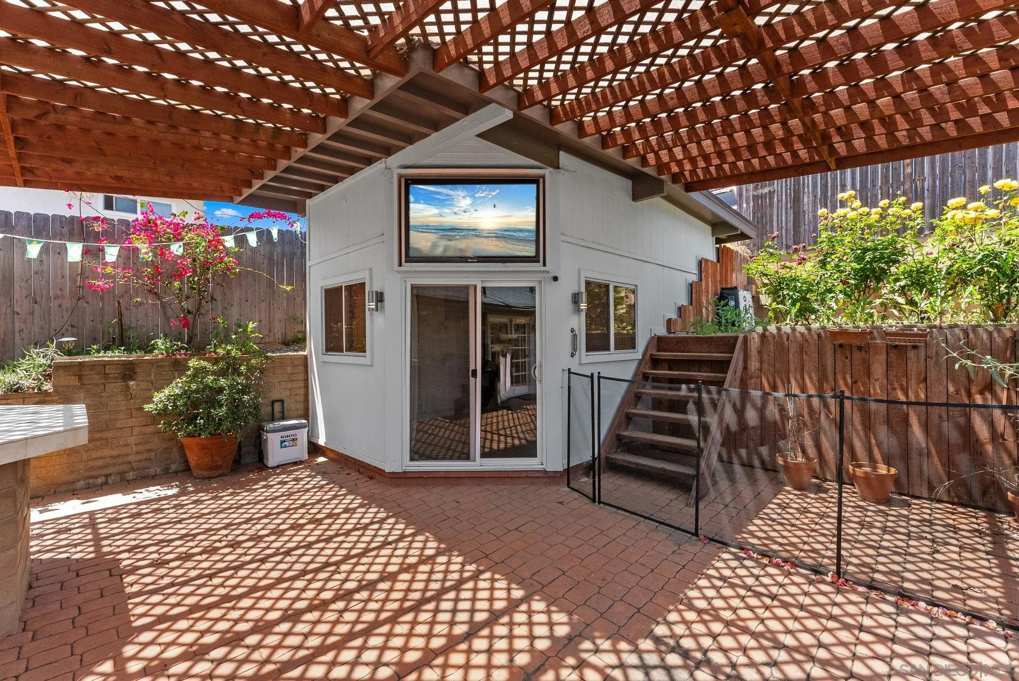 https://cdn.realtyfeed.com/cdn/127/250036252/7c60bce0a41ae9f2c00f9b3cb6ec6b0e.webp