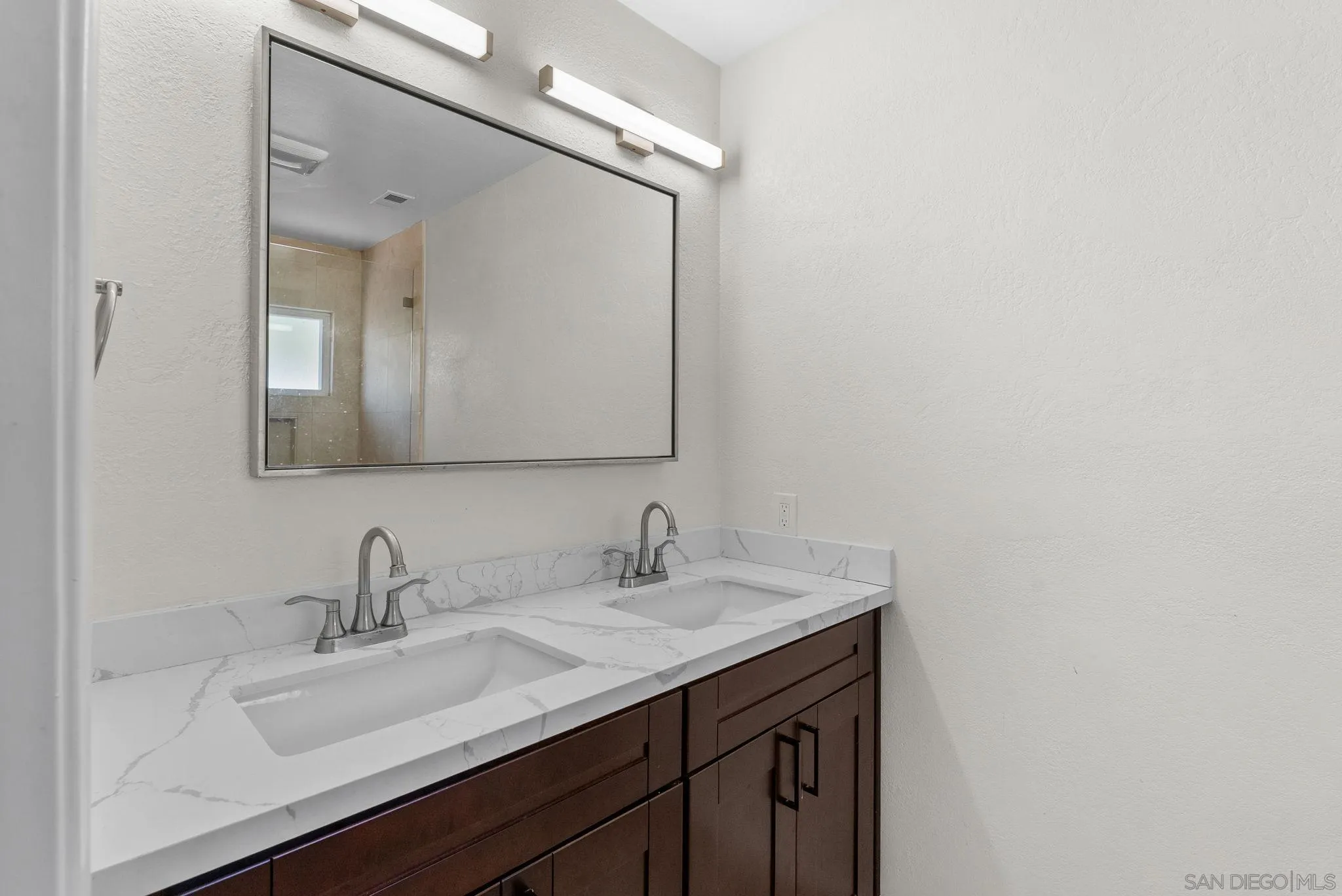 https://cdn.realtyfeed.com/cdn/127/250036252/e7104fa17a73280bdfaf6d4b5b53f14f.webp