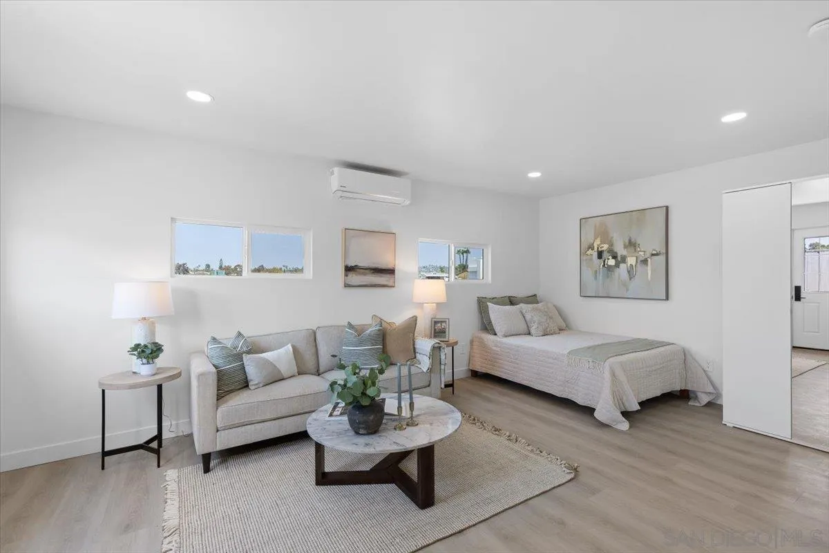 https://cdn.realtyfeed.com/cdn/127/250036257/3ea73342386e4b73648cf9f837b4f112.webp