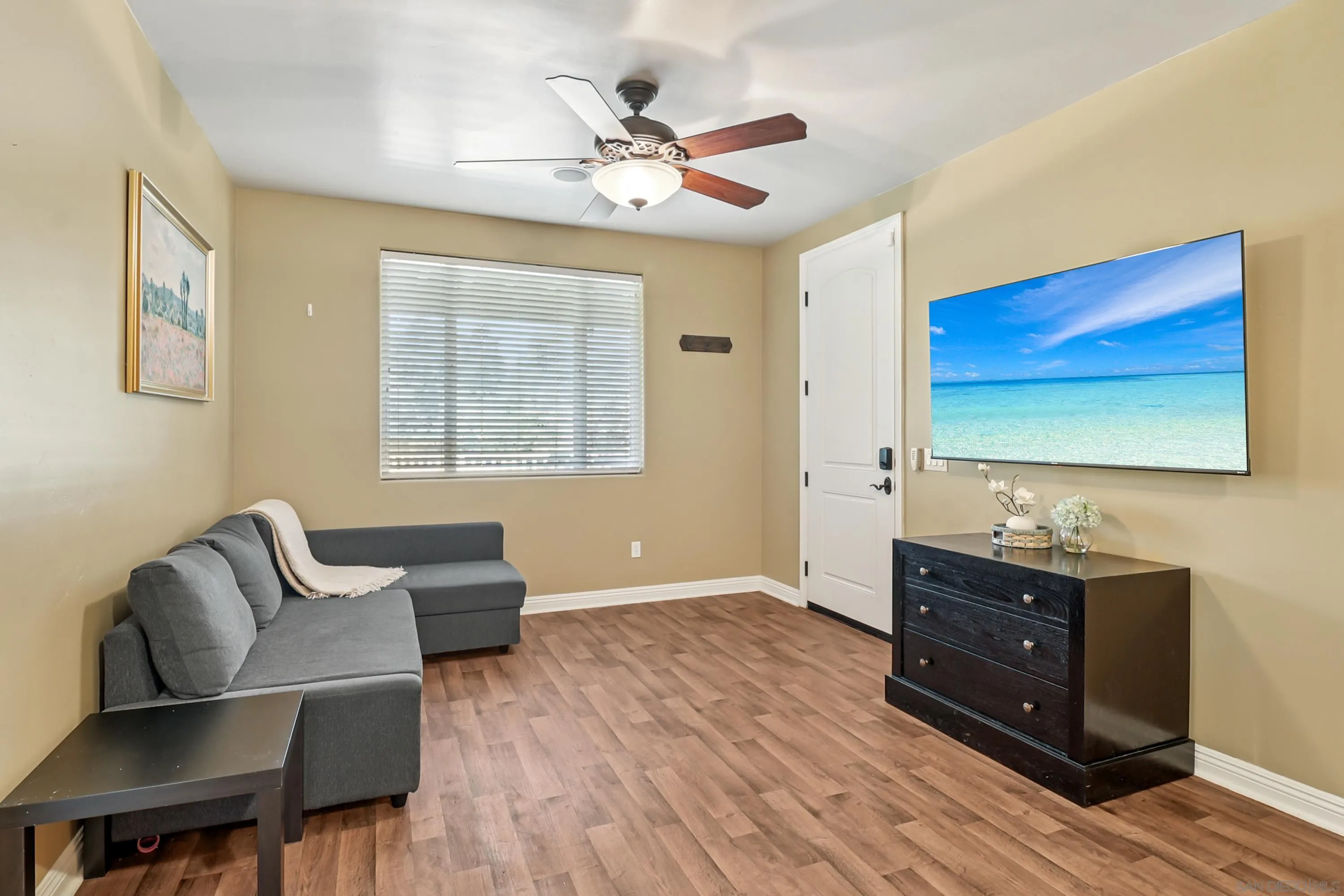 https://cdn.realtyfeed.com/cdn/127/250036259/560930677d5715be4473cf8fe0a823b3.webp