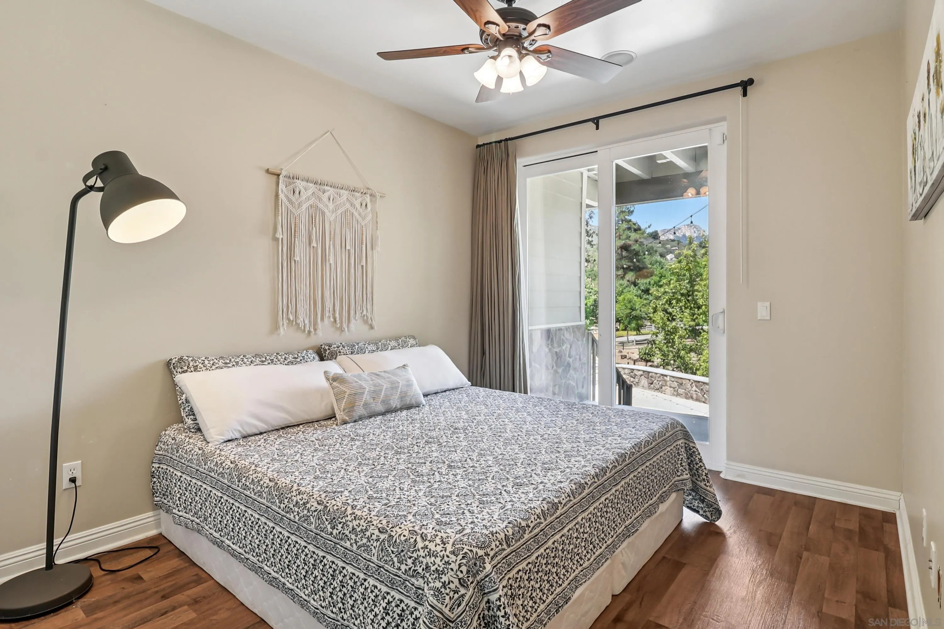https://cdn.realtyfeed.com/cdn/127/250036259/5d58ef5edabc33094cdcccef32730a0d.webp