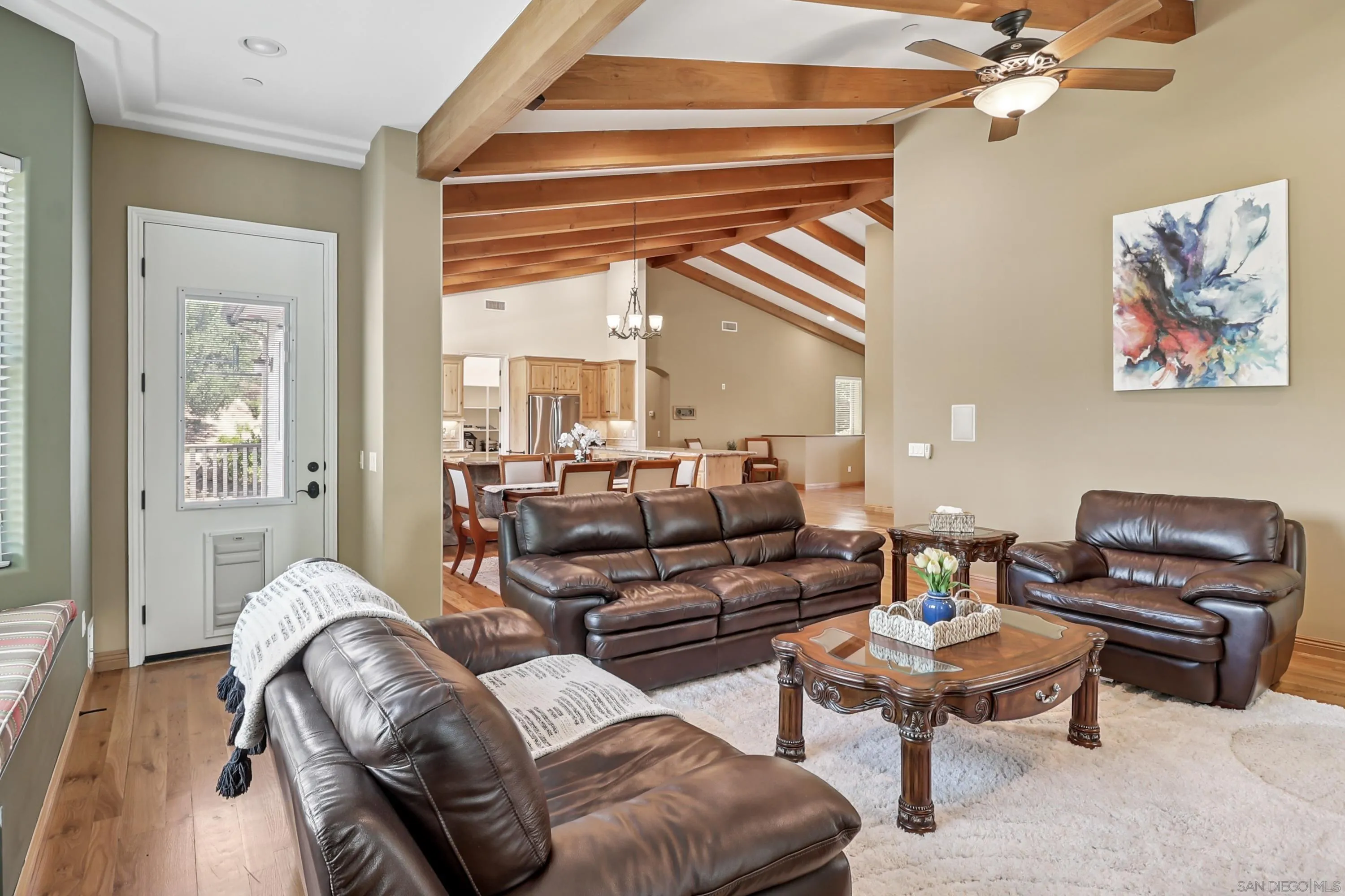 https://cdn.realtyfeed.com/cdn/127/250036259/c2fa2cd297a5d7fad23be56287e29e93.webp
