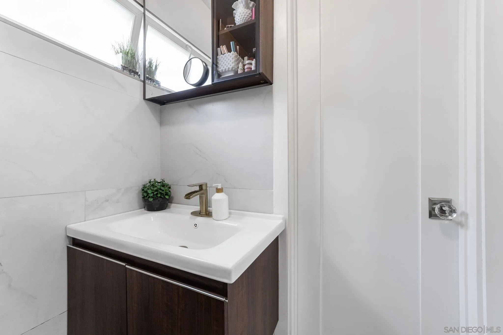 https://cdn.realtyfeed.com/cdn/127/250036260/1ddfade889b2e97499e2b7f95e82df71.webp