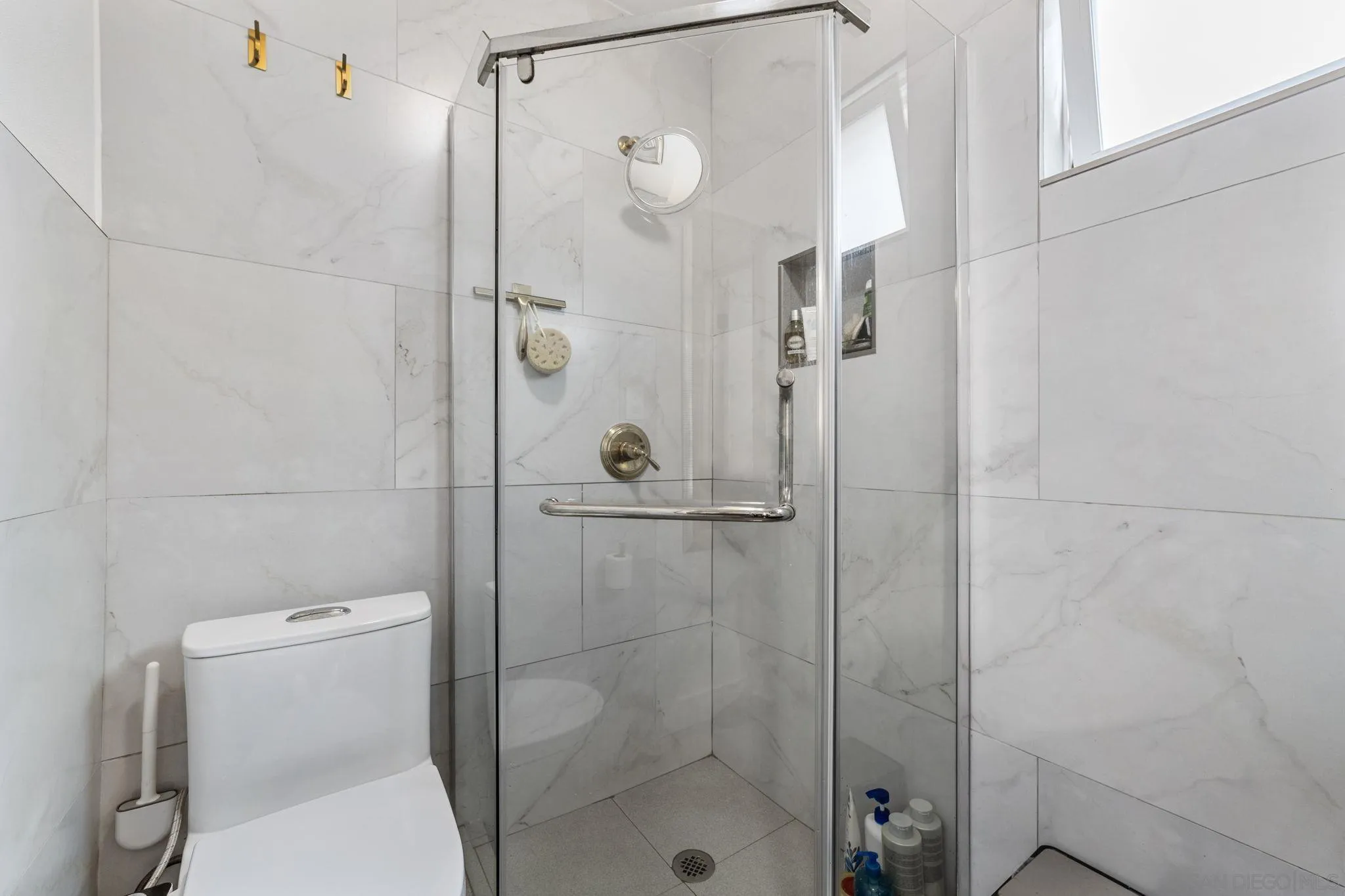 https://cdn.realtyfeed.com/cdn/127/250036260/48560b03b955f60fd600eca6095a838f.webp