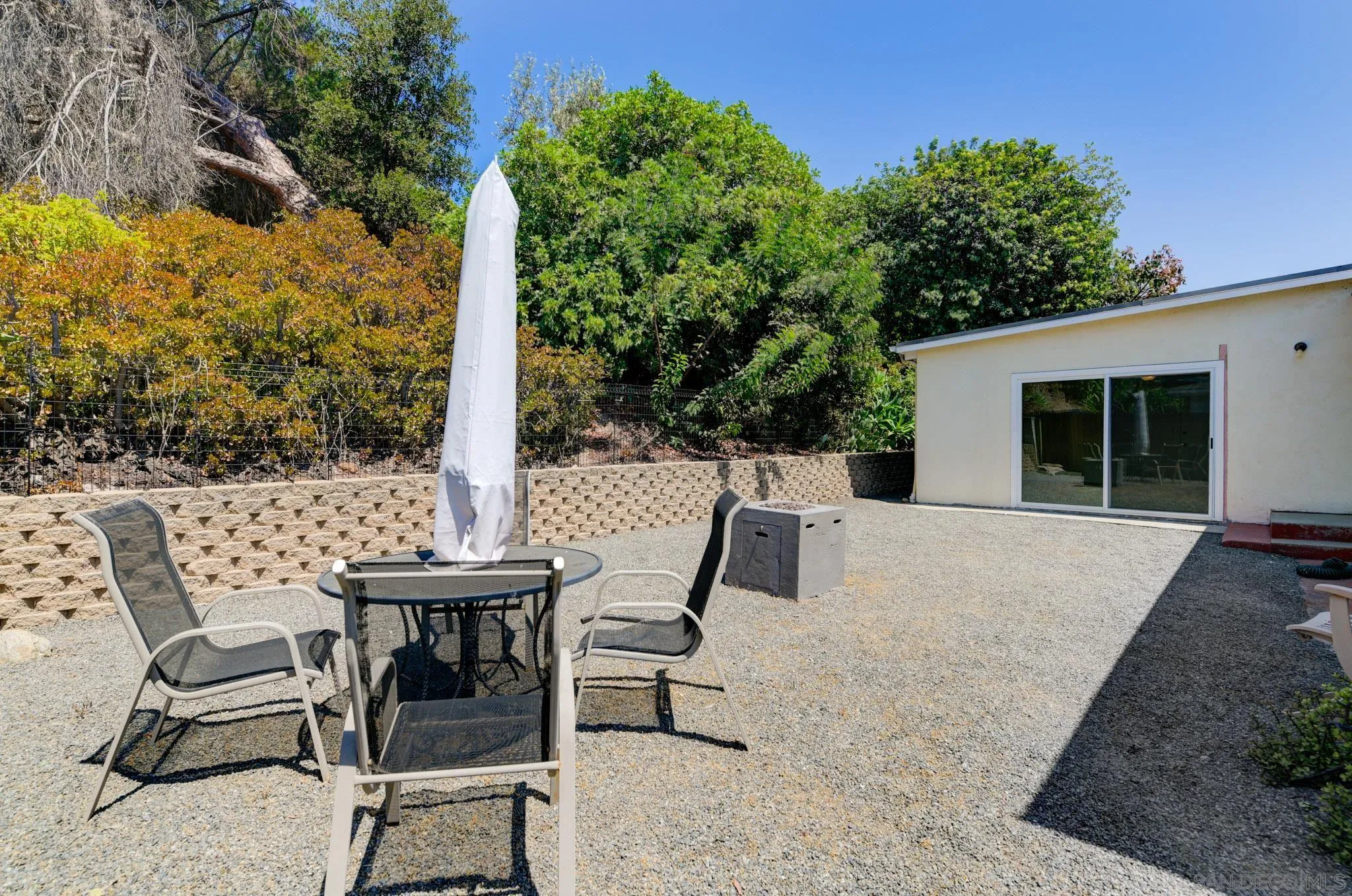 https://cdn.realtyfeed.com/cdn/127/250036263/135ebb7532d52e887343fbf80ef016a9.webp
