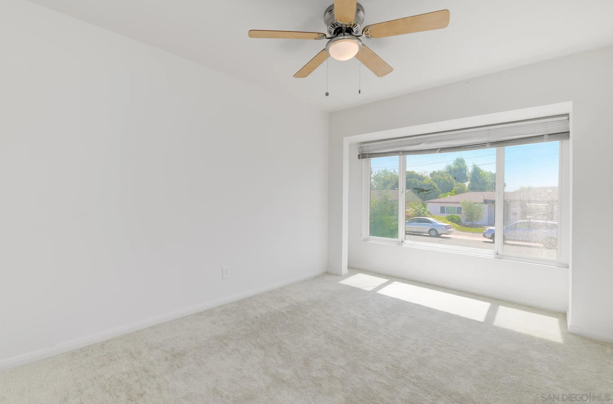 https://cdn.realtyfeed.com/cdn/127/250036263/4e6f00a4e1232af43a95ca8103bef566.webp