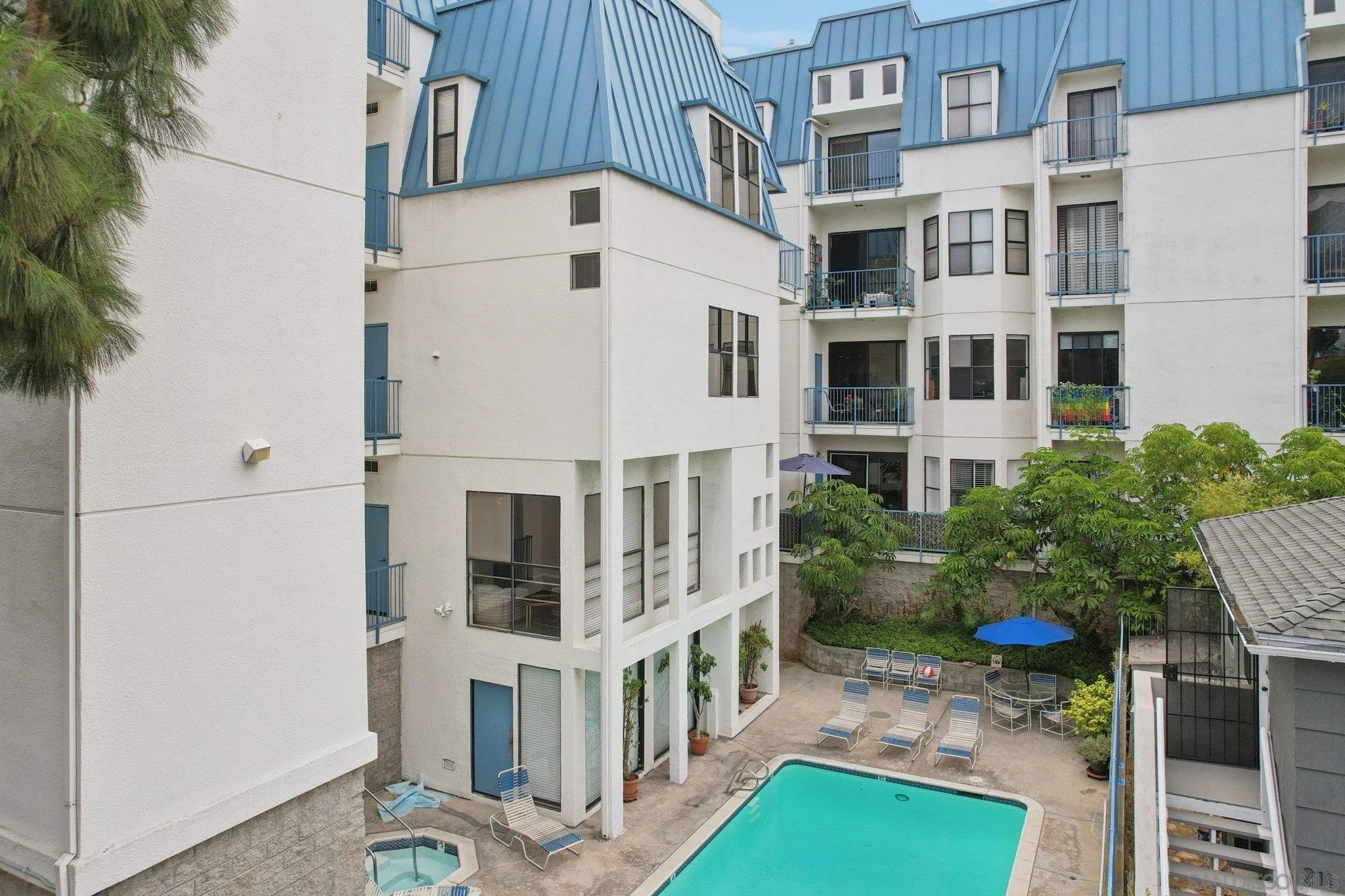 https://cdn.realtyfeed.com/cdn/127/250036264/2d7e3ce6b861059c8824128529635b1b.webp
