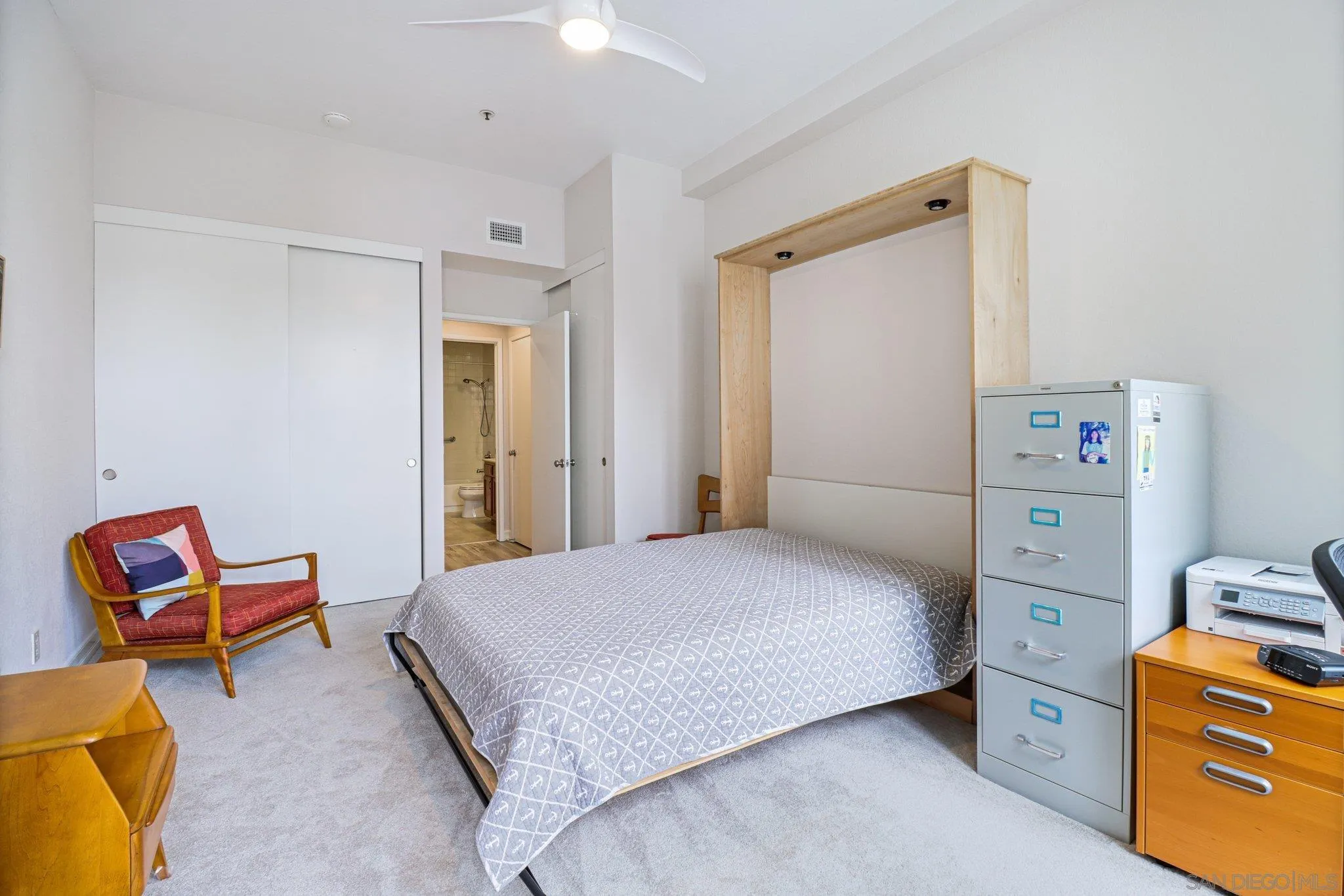https://cdn.realtyfeed.com/cdn/127/250036264/835e97526c5f7bf07c5cb97e2f677a2b.webp