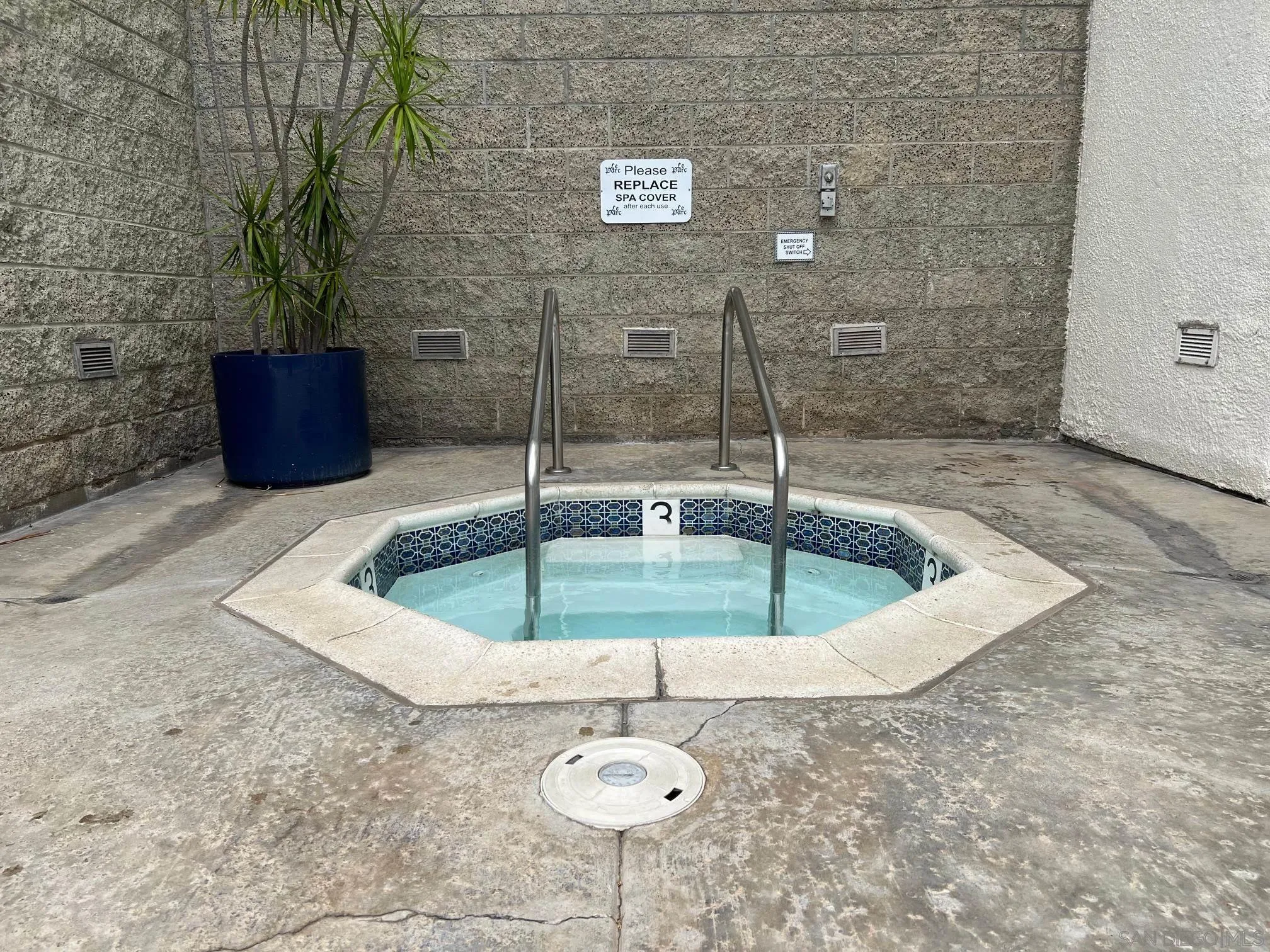 https://cdn.realtyfeed.com/cdn/127/250036264/b5193bfe448c50b7f74a9e27302b29b6.webp