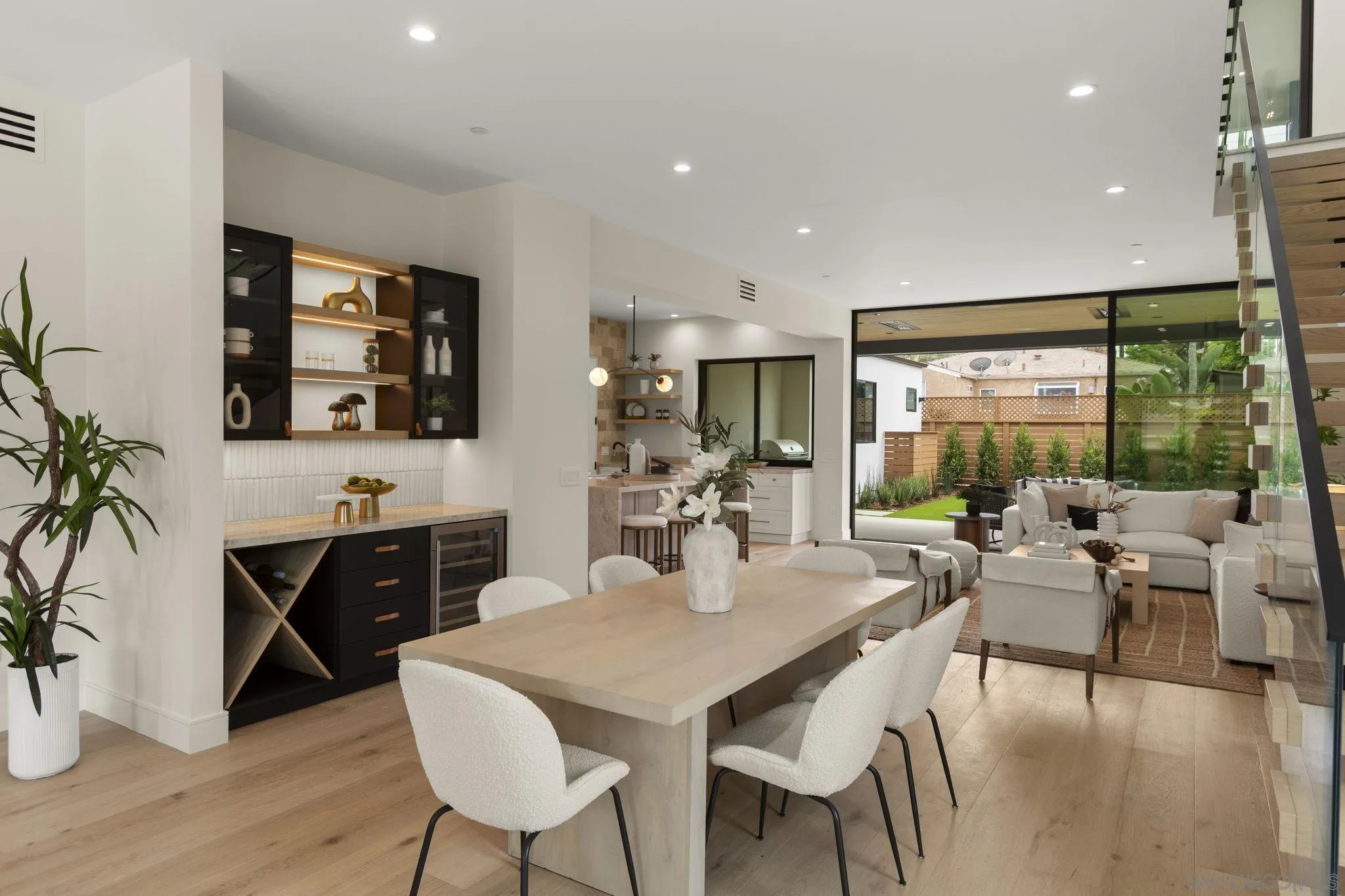 https://cdn.realtyfeed.com/cdn/127/250036265/3071d5b205f11e6d805c89550891f1f3.webp