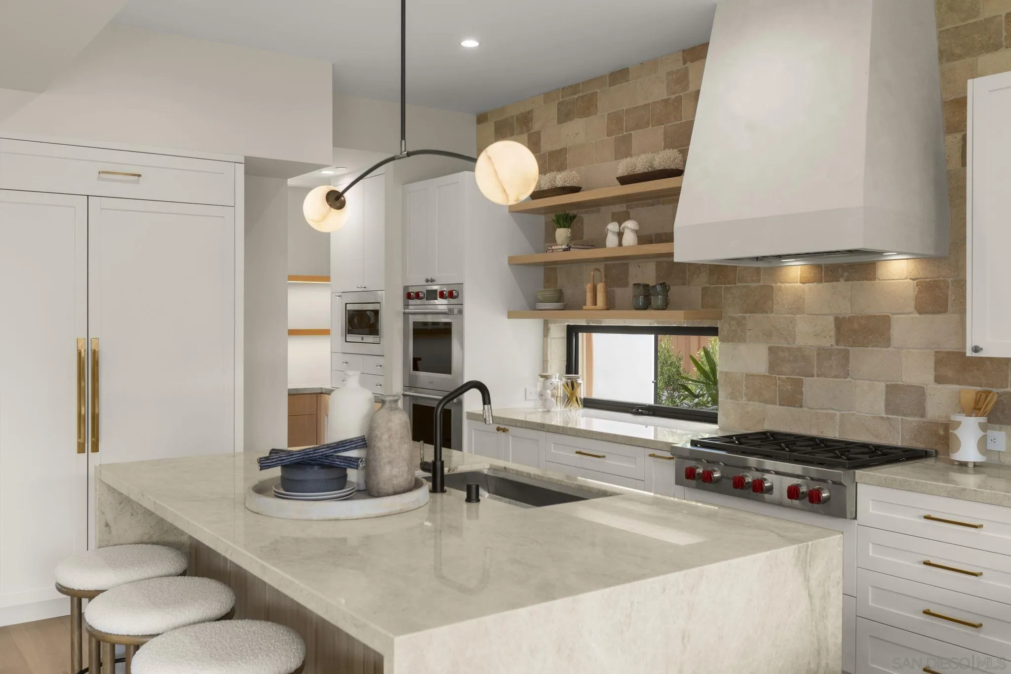 https://cdn.realtyfeed.com/cdn/127/250036265/309dbdf44c4d059d1906a719aa57ae10.webp