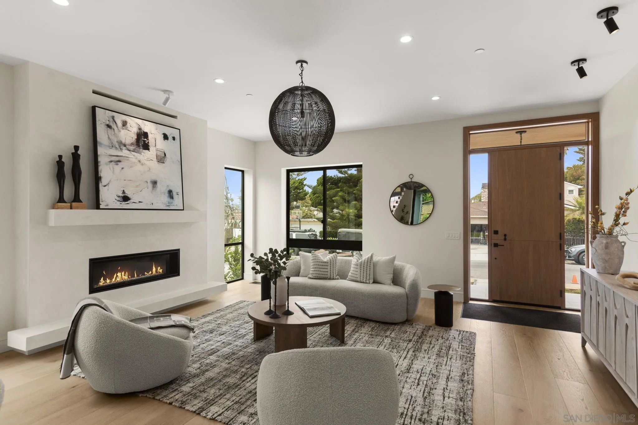 https://cdn.realtyfeed.com/cdn/127/250036265/9edc92369c5cbcc3cf7fcf90b71a29ed.webp