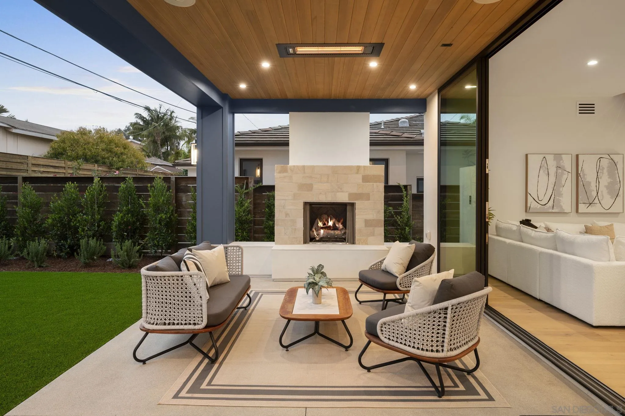 https://cdn.realtyfeed.com/cdn/127/250036265/ac21d3a64c31bc0be49f609899873c1e.webp