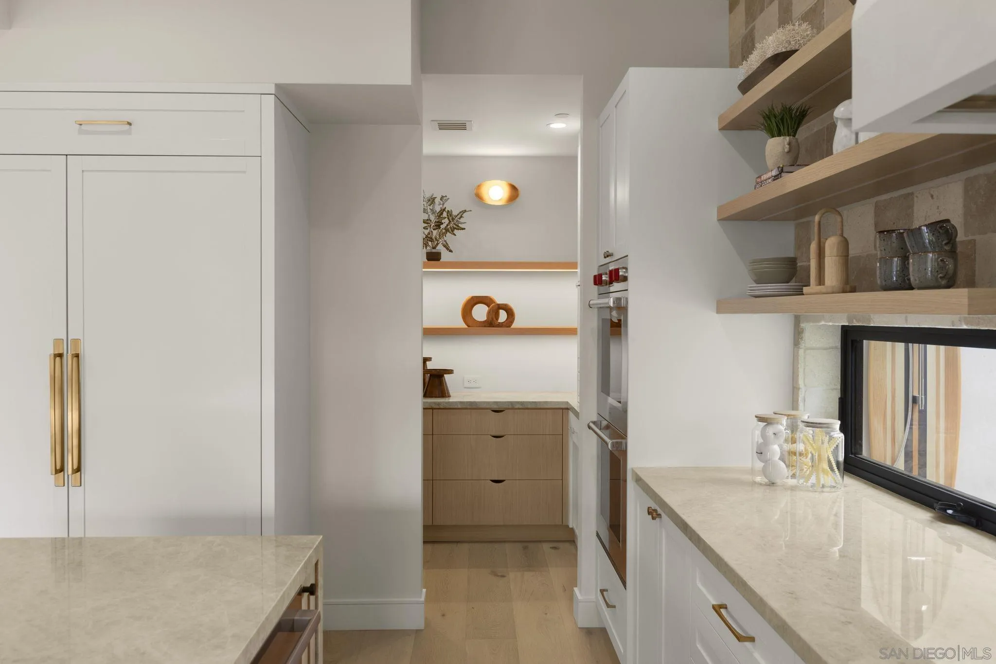 https://cdn.realtyfeed.com/cdn/127/250036265/ca0cd12f04e1eb62a45c963eb18d55b3.webp