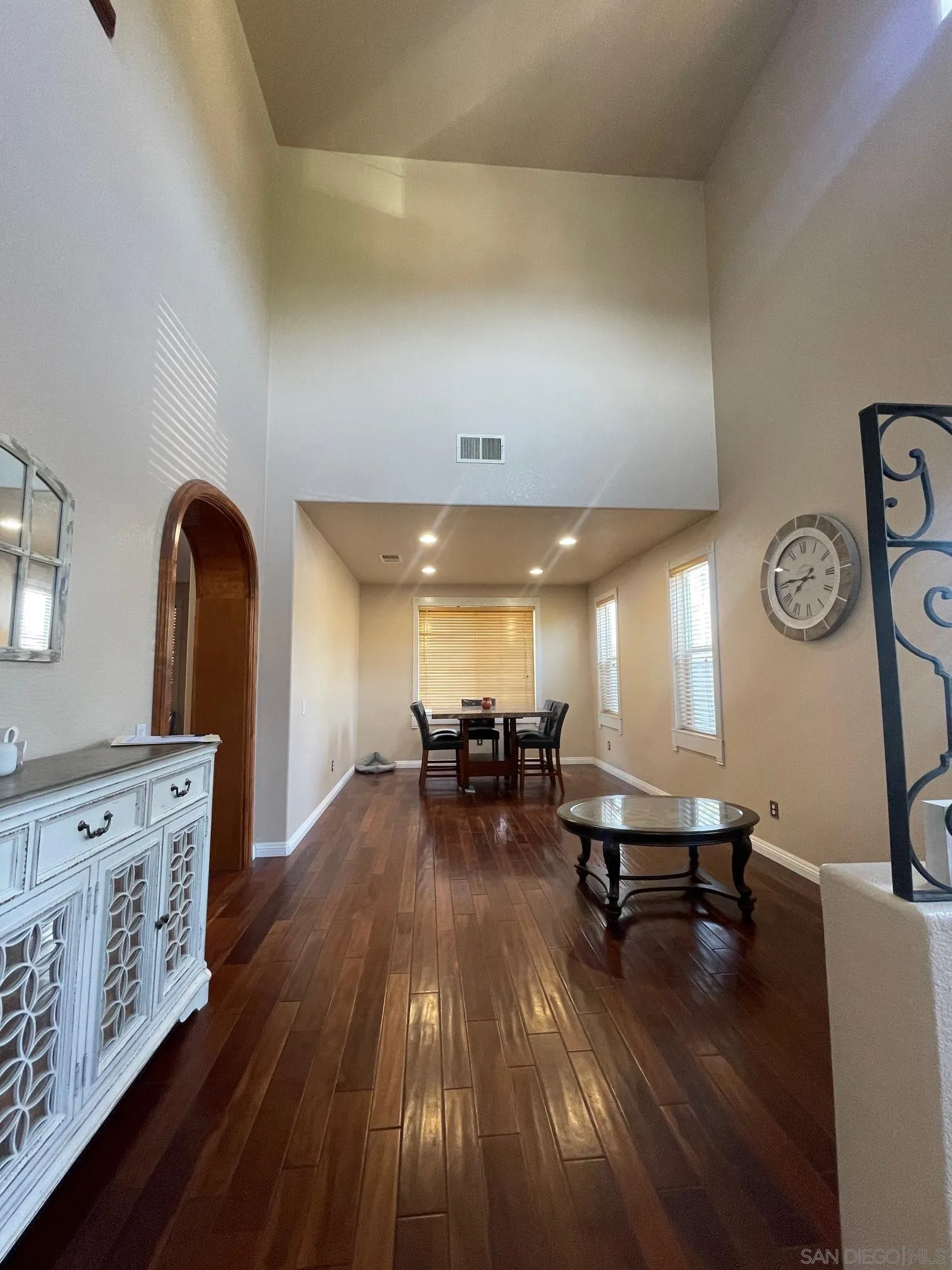 https://cdn.realtyfeed.com/cdn/127/250036267/8d0ca568d5ace581418779a2f75d1375.webp
