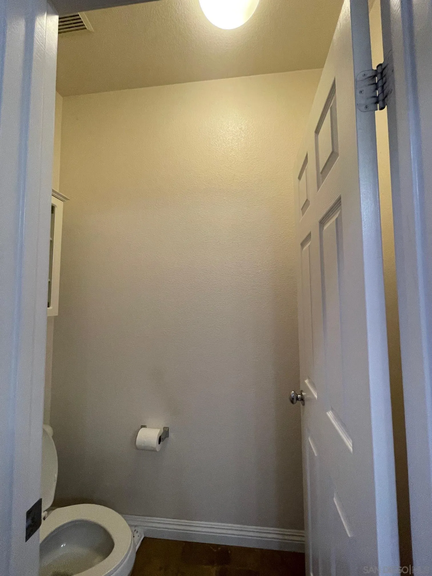 https://cdn.realtyfeed.com/cdn/127/250036267/d2ece82afffa86a8e965250fb29c9bfb.webp