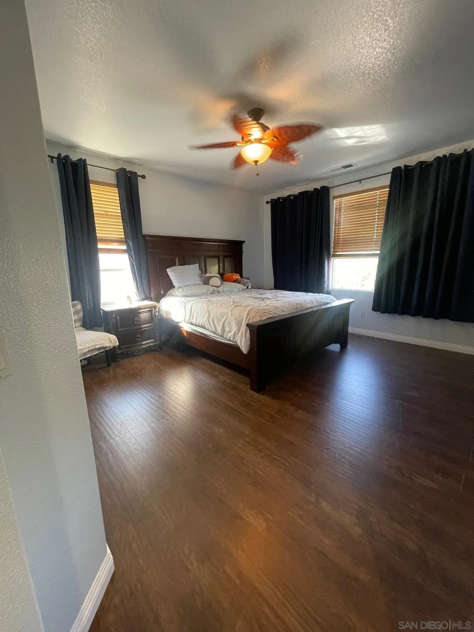 https://cdn.realtyfeed.com/cdn/127/250036267/db1fcf065bbe4784a620ea3c602d14d2.webp