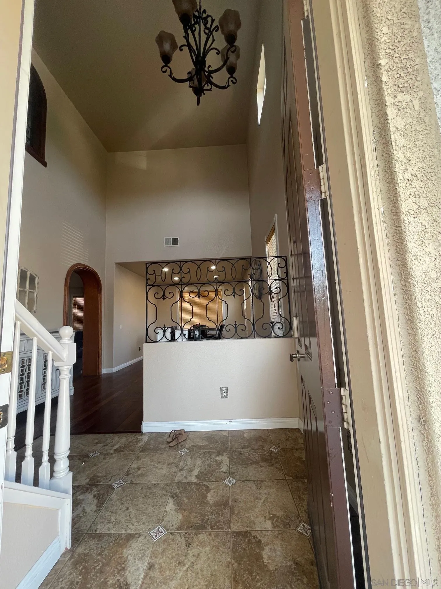 https://cdn.realtyfeed.com/cdn/127/250036267/eddff479a97cc678dec088d826b35a26.webp