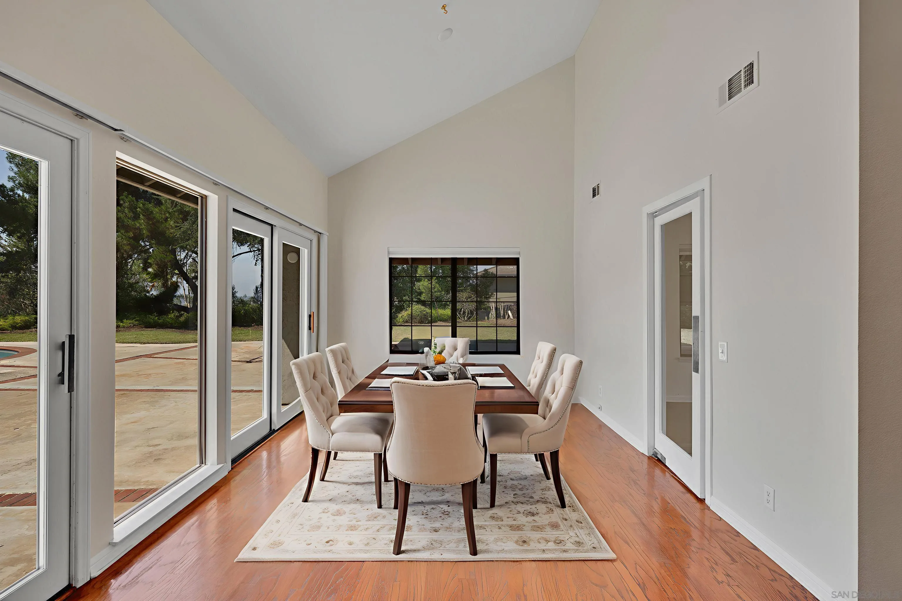 https://cdn.realtyfeed.com/cdn/127/250036268/24c38dc495eac83b691865eddcacadcd.webp