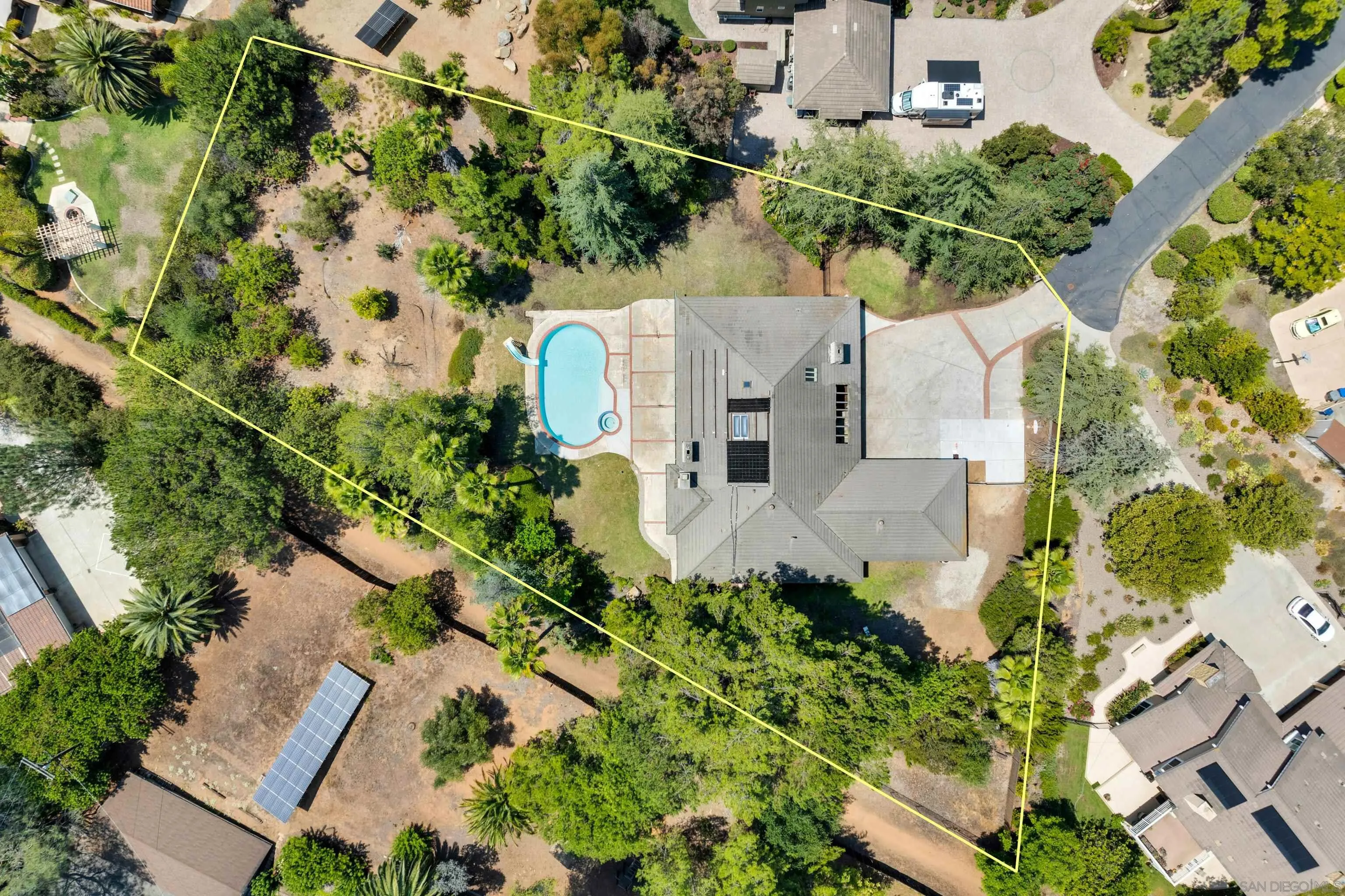 https://cdn.realtyfeed.com/cdn/127/250036268/cb9184d0a19ee89da10155006548aa3f.webp
