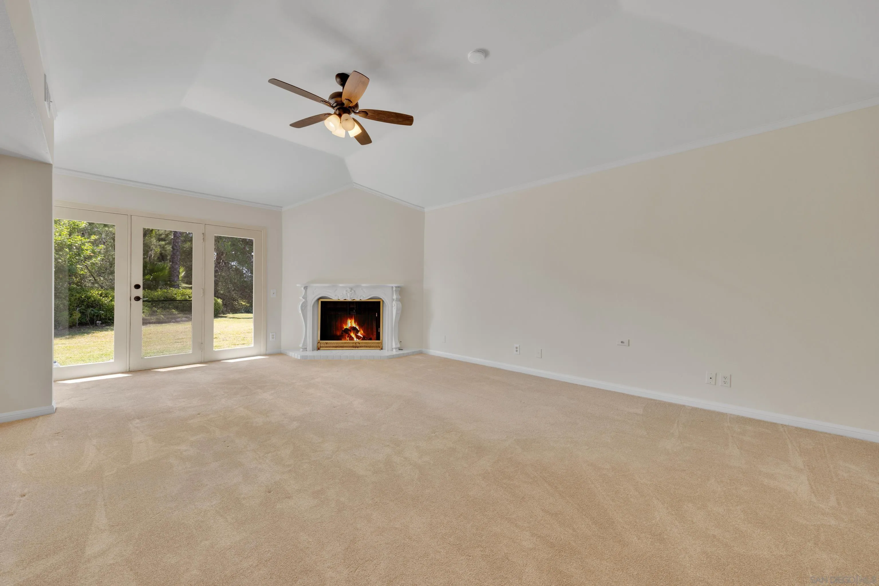 https://cdn.realtyfeed.com/cdn/127/250036268/fc29d3114cf41c306721a7578870e16a.webp