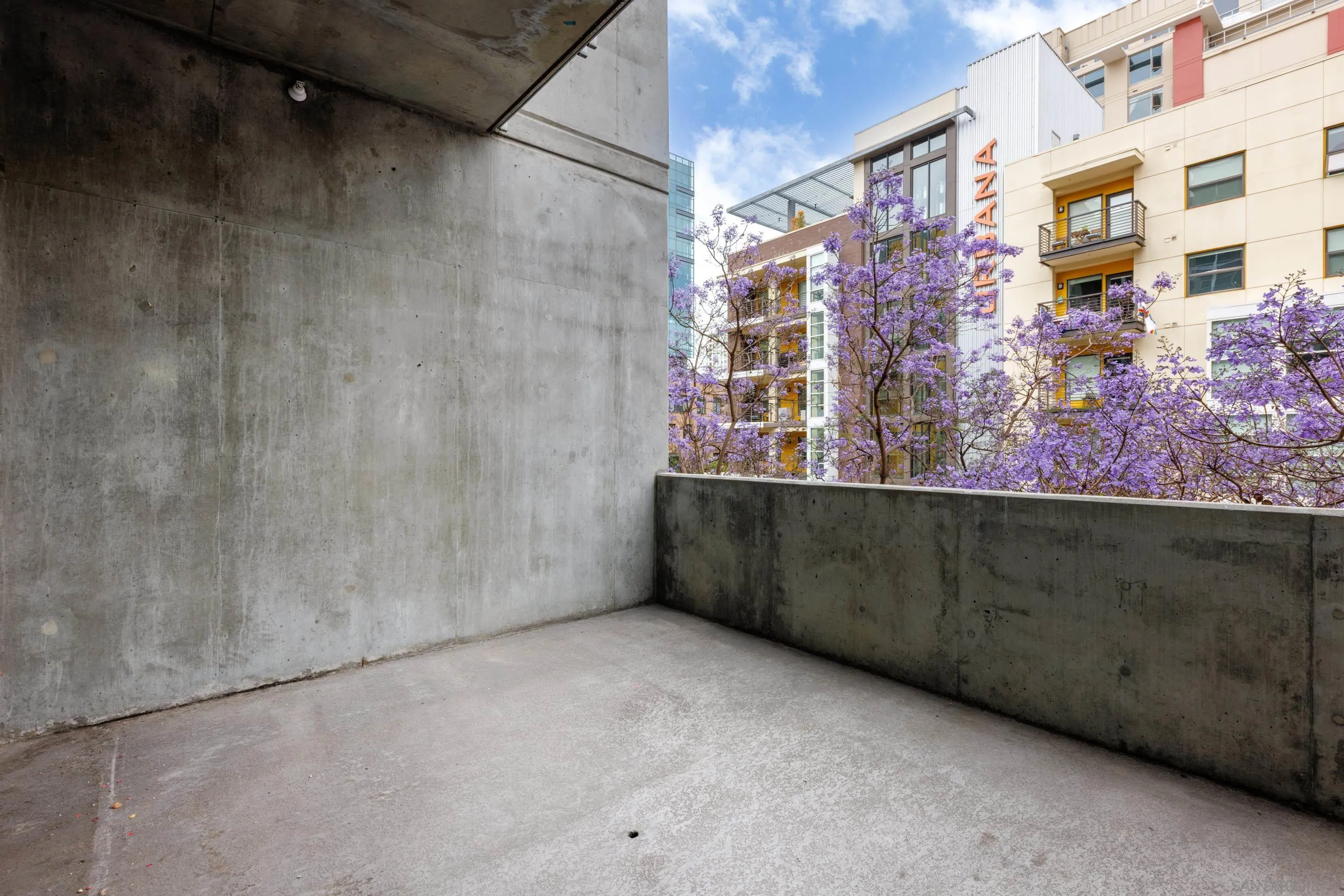 https://cdn.realtyfeed.com/cdn/127/250036269/4051c0434ed1df414b4a9e6cd12cae15.webp