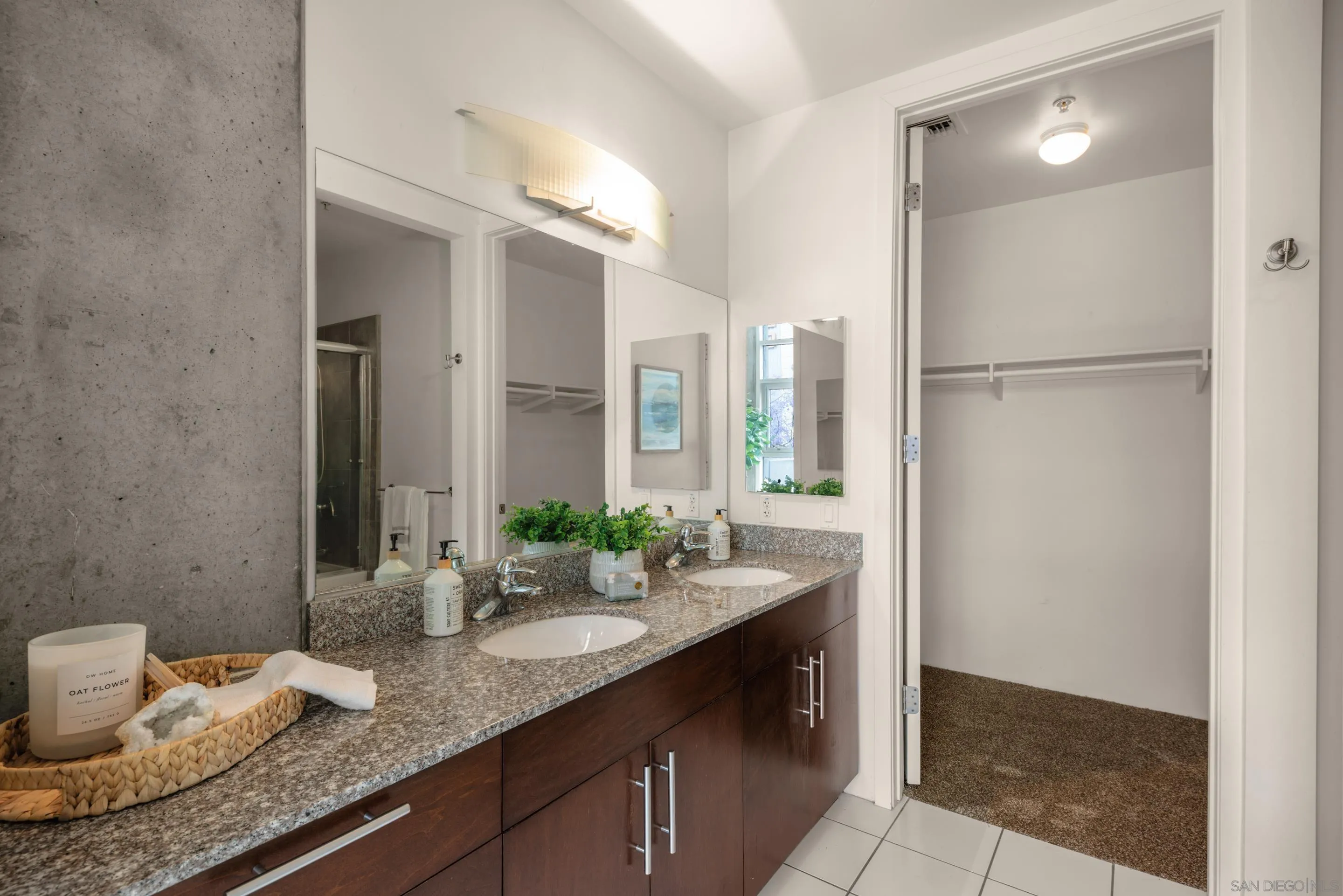https://cdn.realtyfeed.com/cdn/127/250036269/d1914f3329f5daa8f4715d80cb12771b.webp