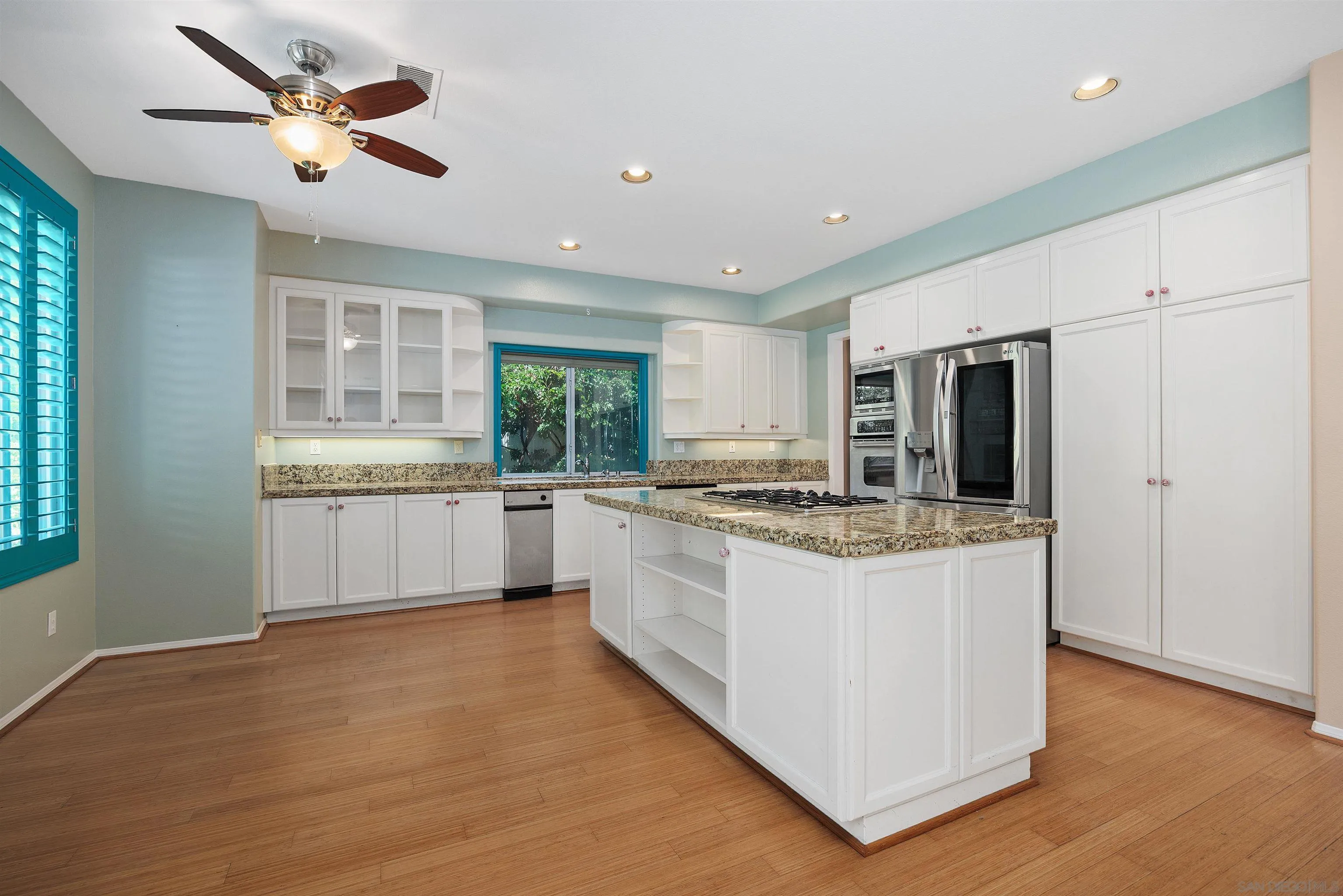 https://cdn.realtyfeed.com/cdn/127/250036272/5982d1dc4f880edfaf76a46e0d237be1.webp